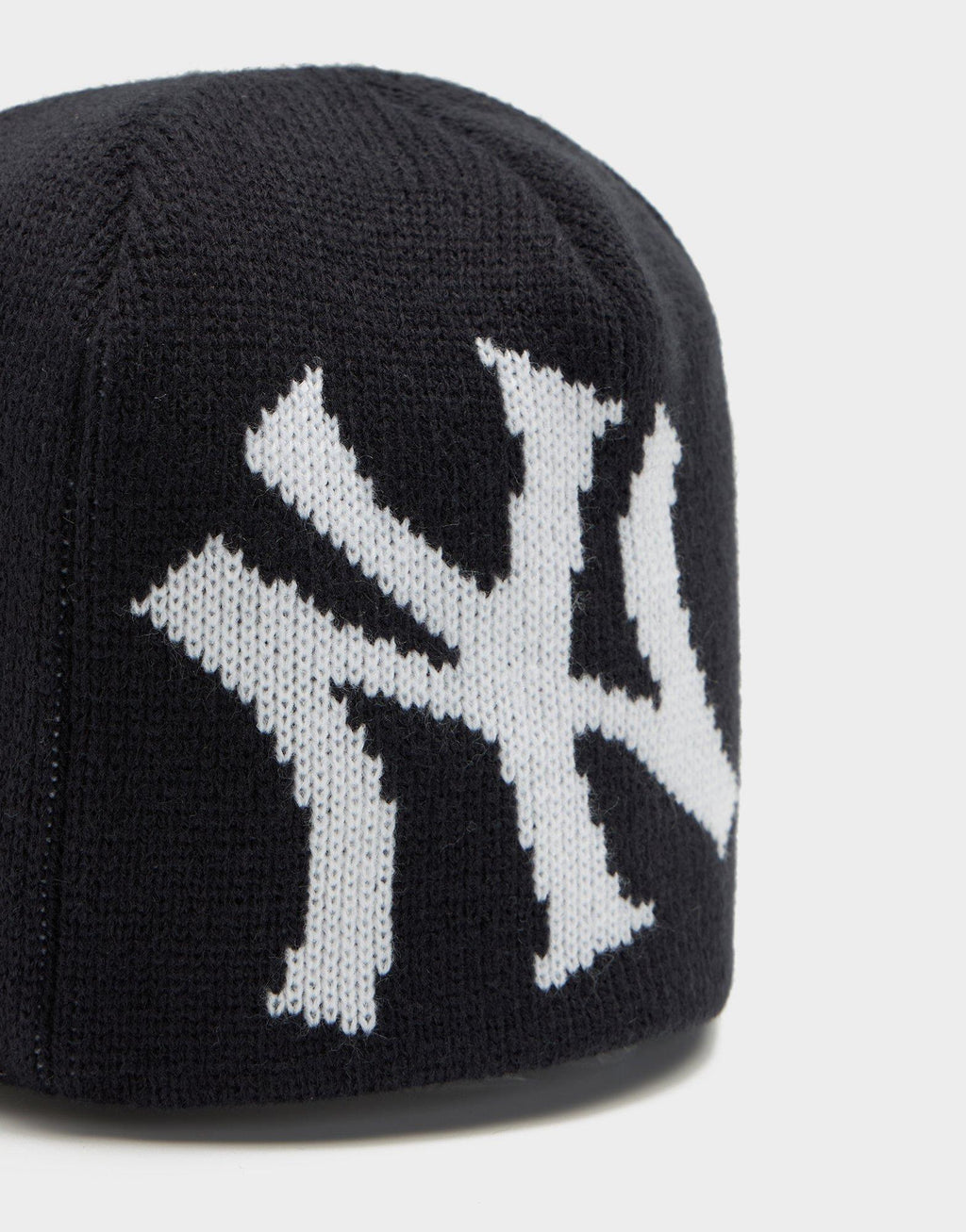NY Yankees Skull Beanie