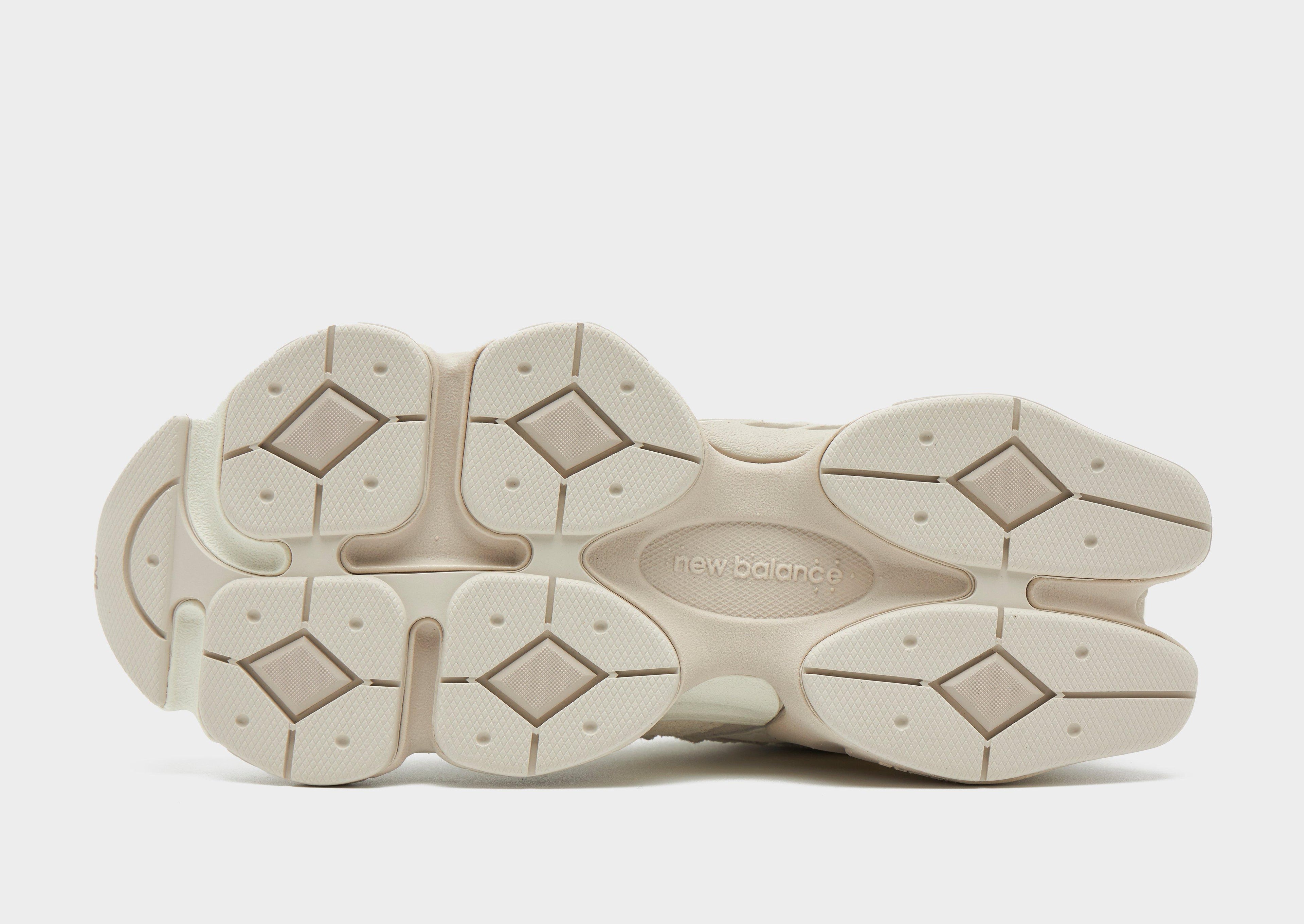 9060 Women's
