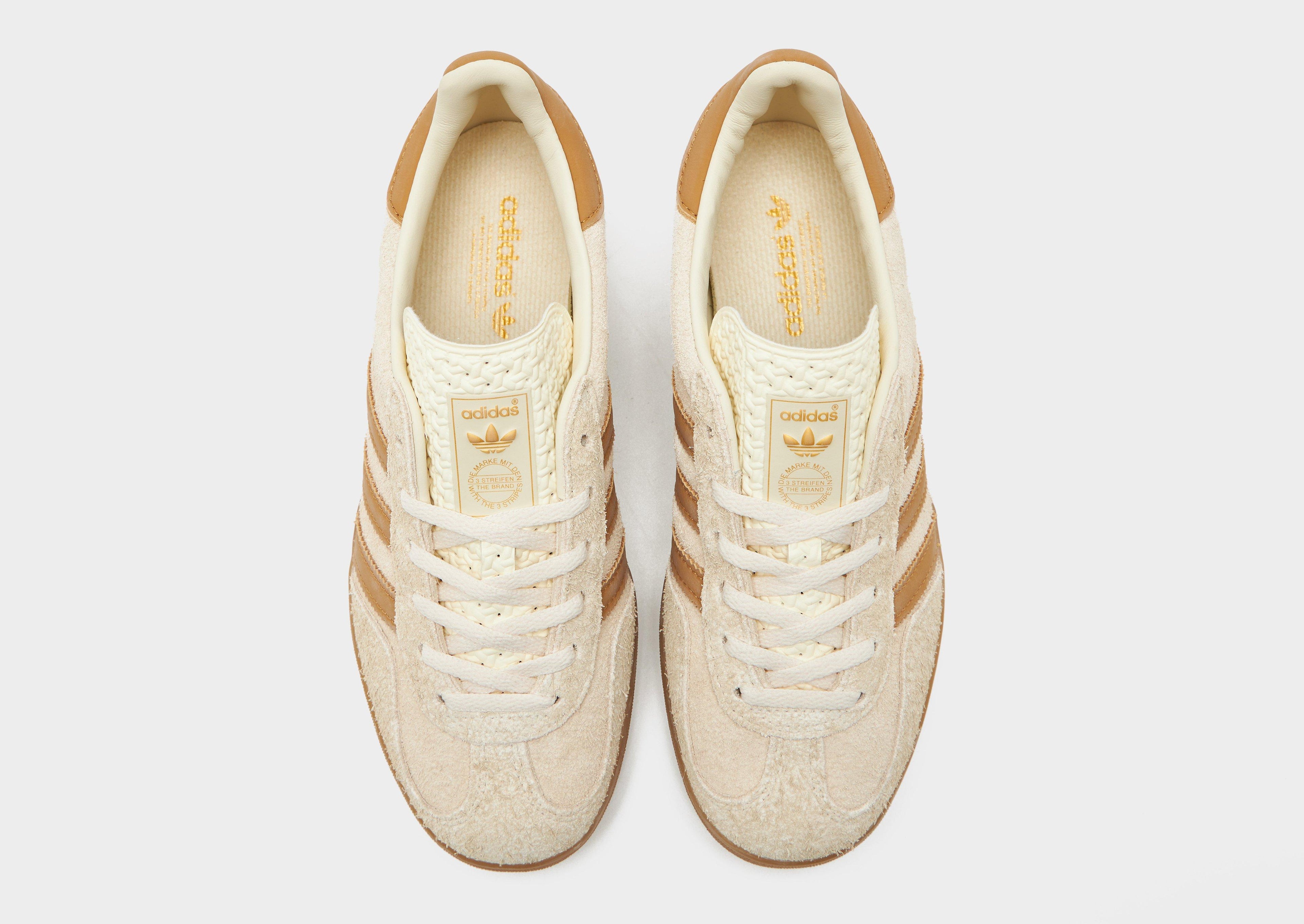 Gazelle Indoor