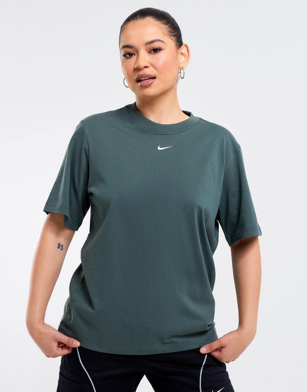 Sportswear Essential T-Shirt