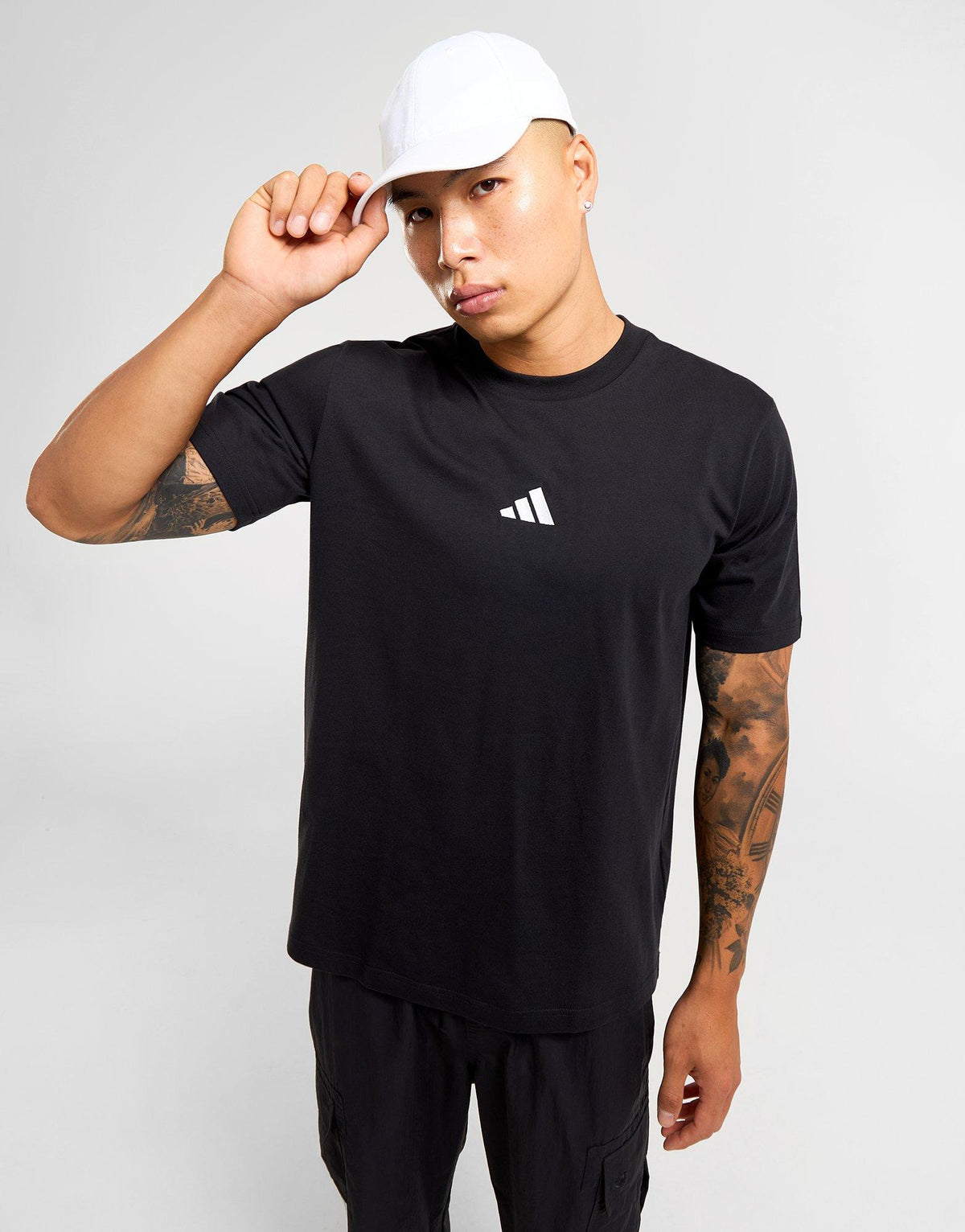 Essentials Small Logo Single Jersey Tee