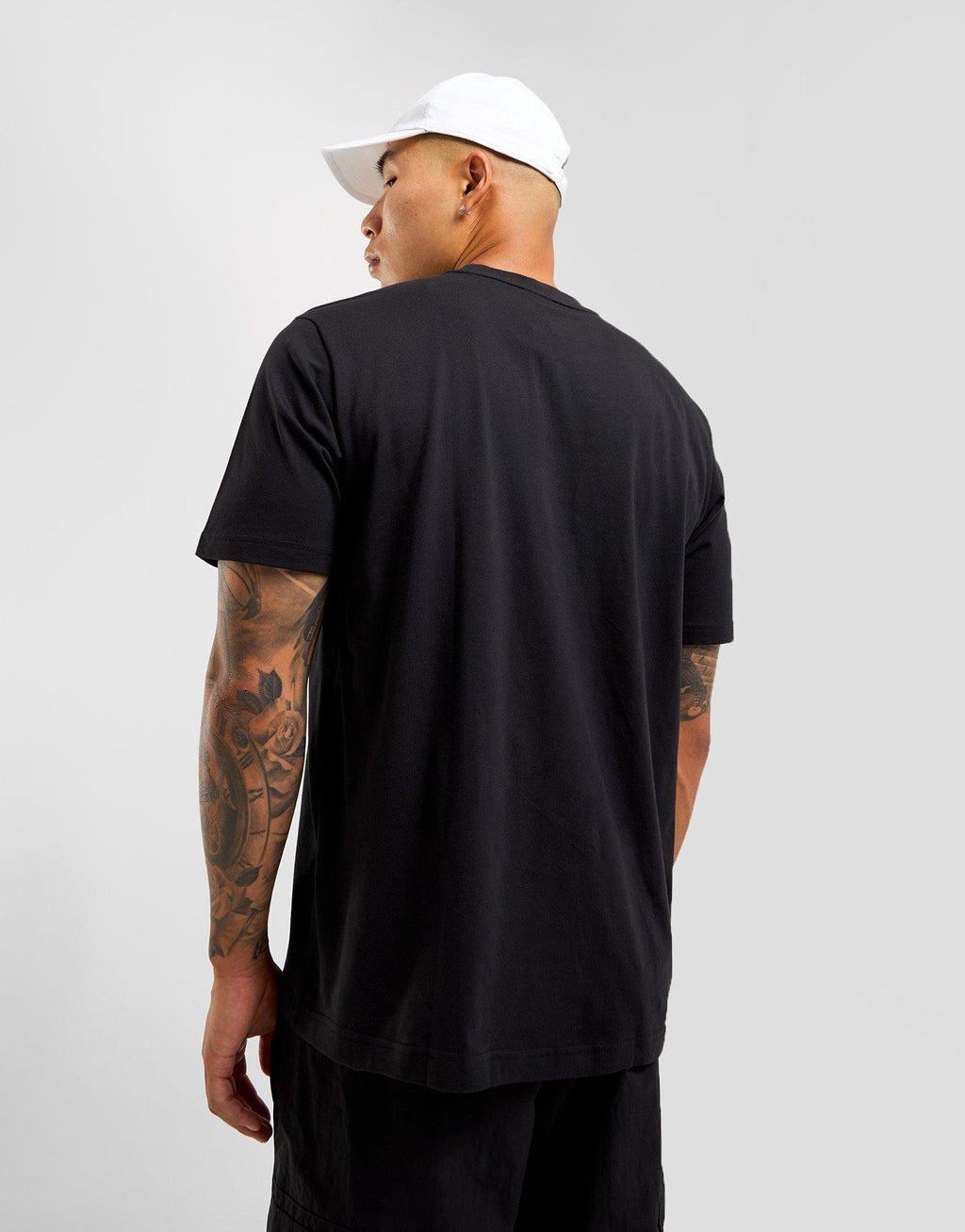 Essentials Small Logo Single Jersey Tee