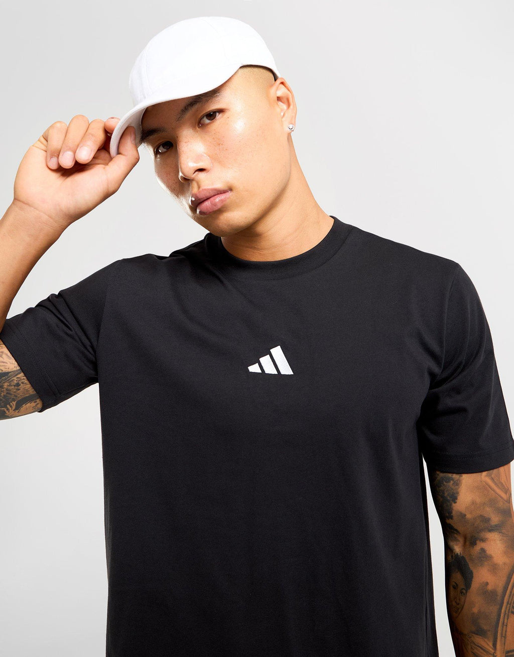 Essentials Small Logo Single Jersey Tee