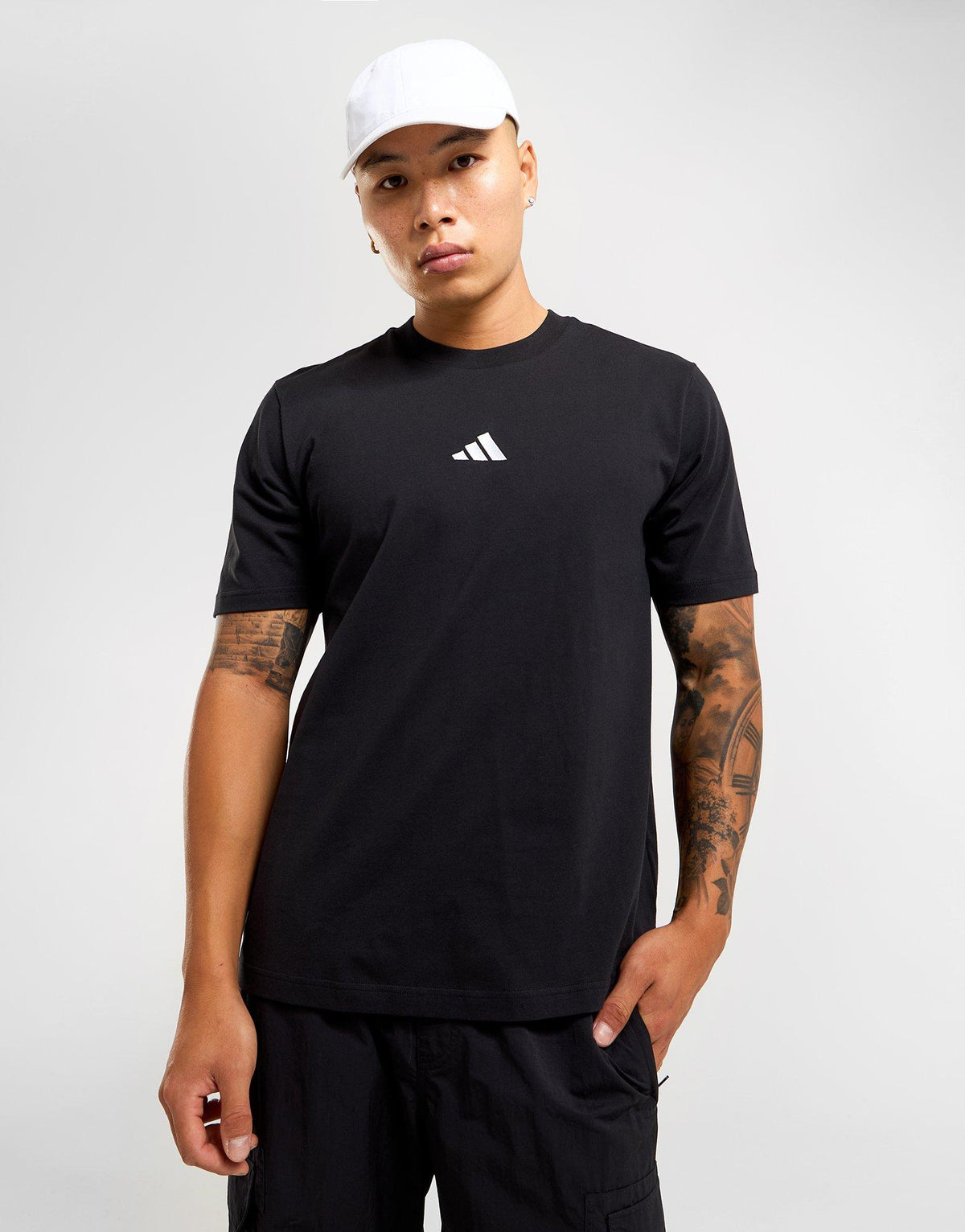 Essentials Small Logo Single Jersey Tee