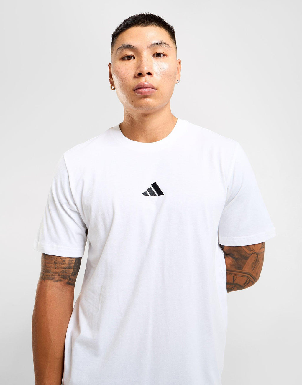 Essentials Small Logo Single Jersey Tee