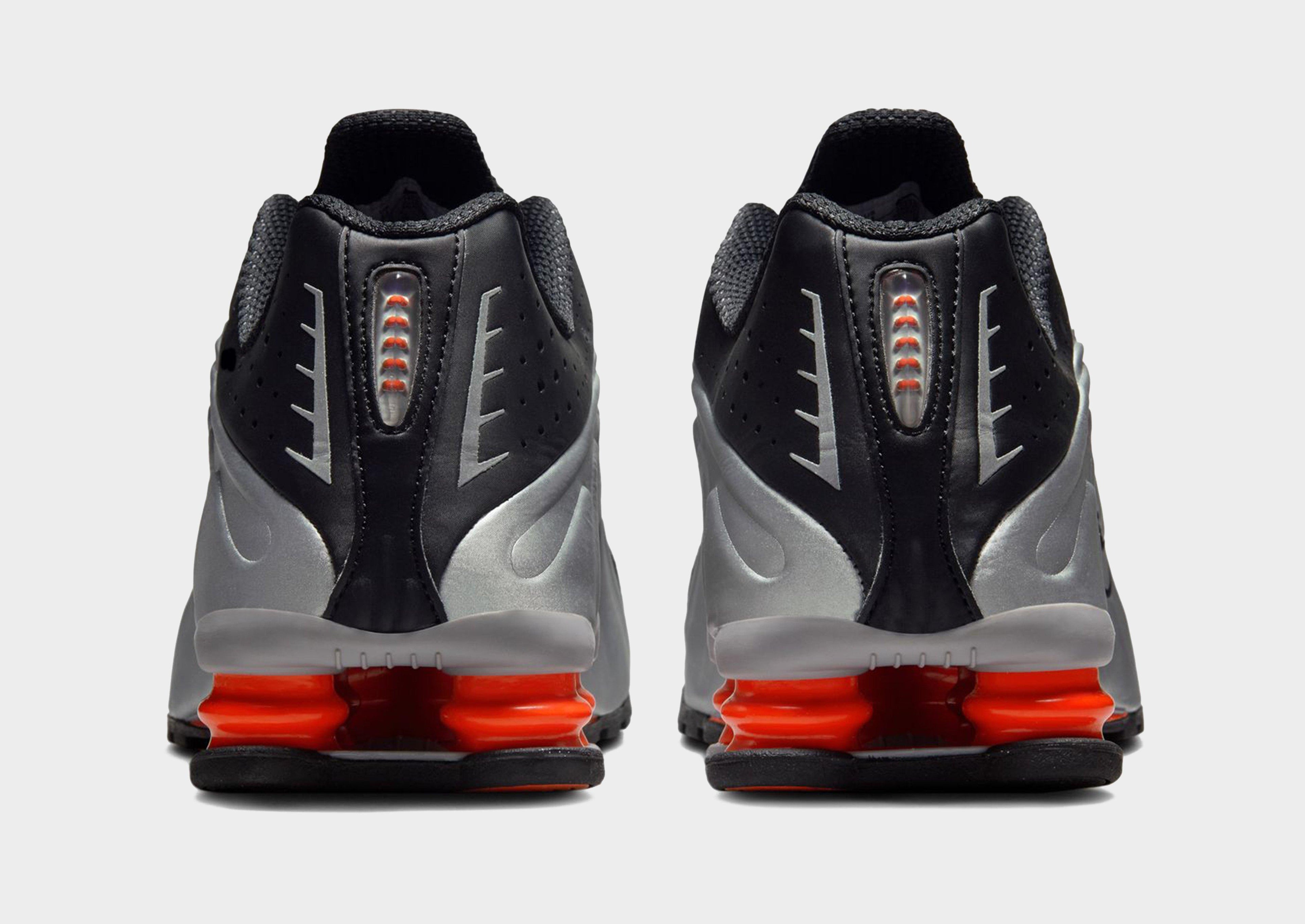 Shox R4