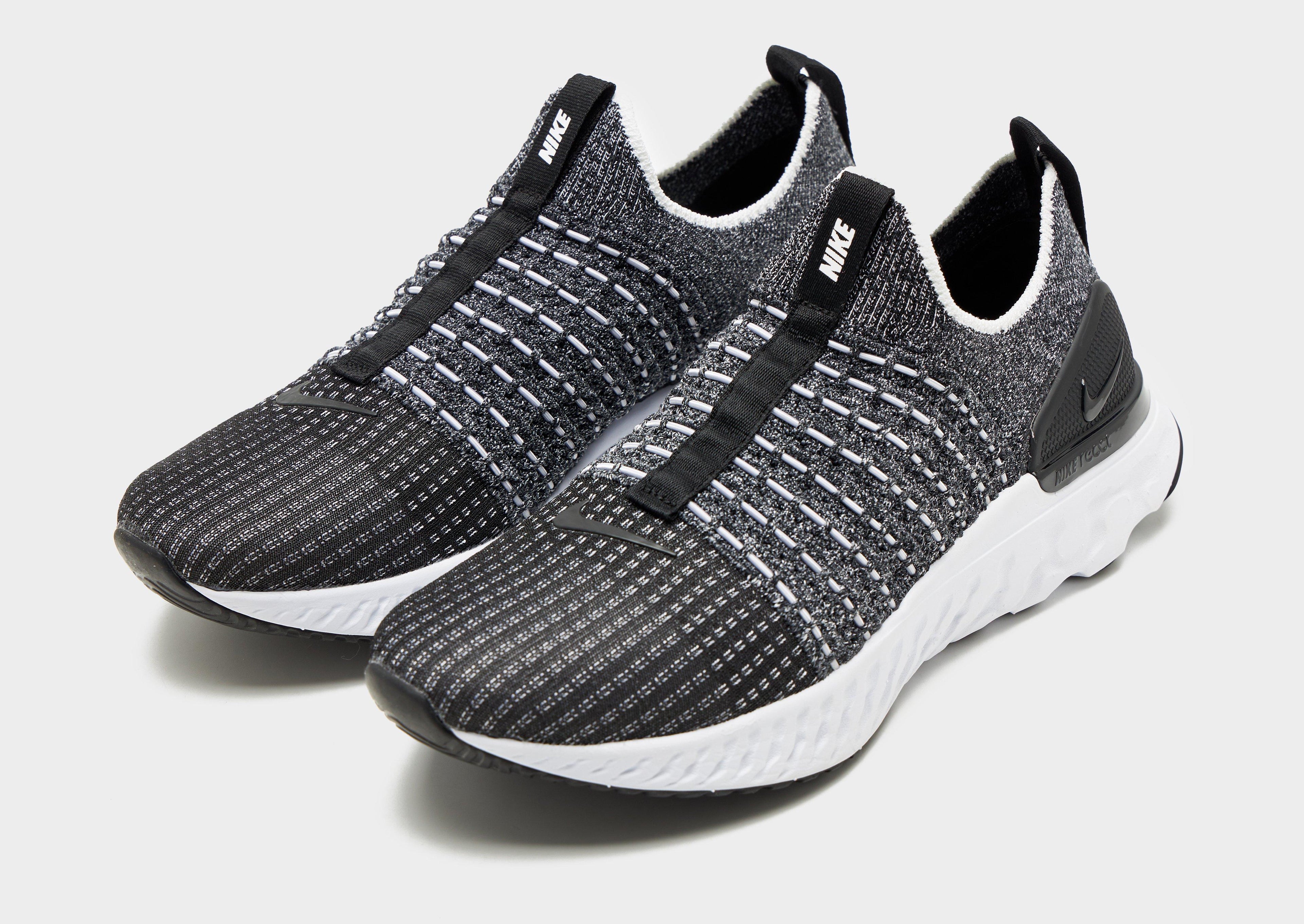 React Phantom Run Flyknit 2 Women's