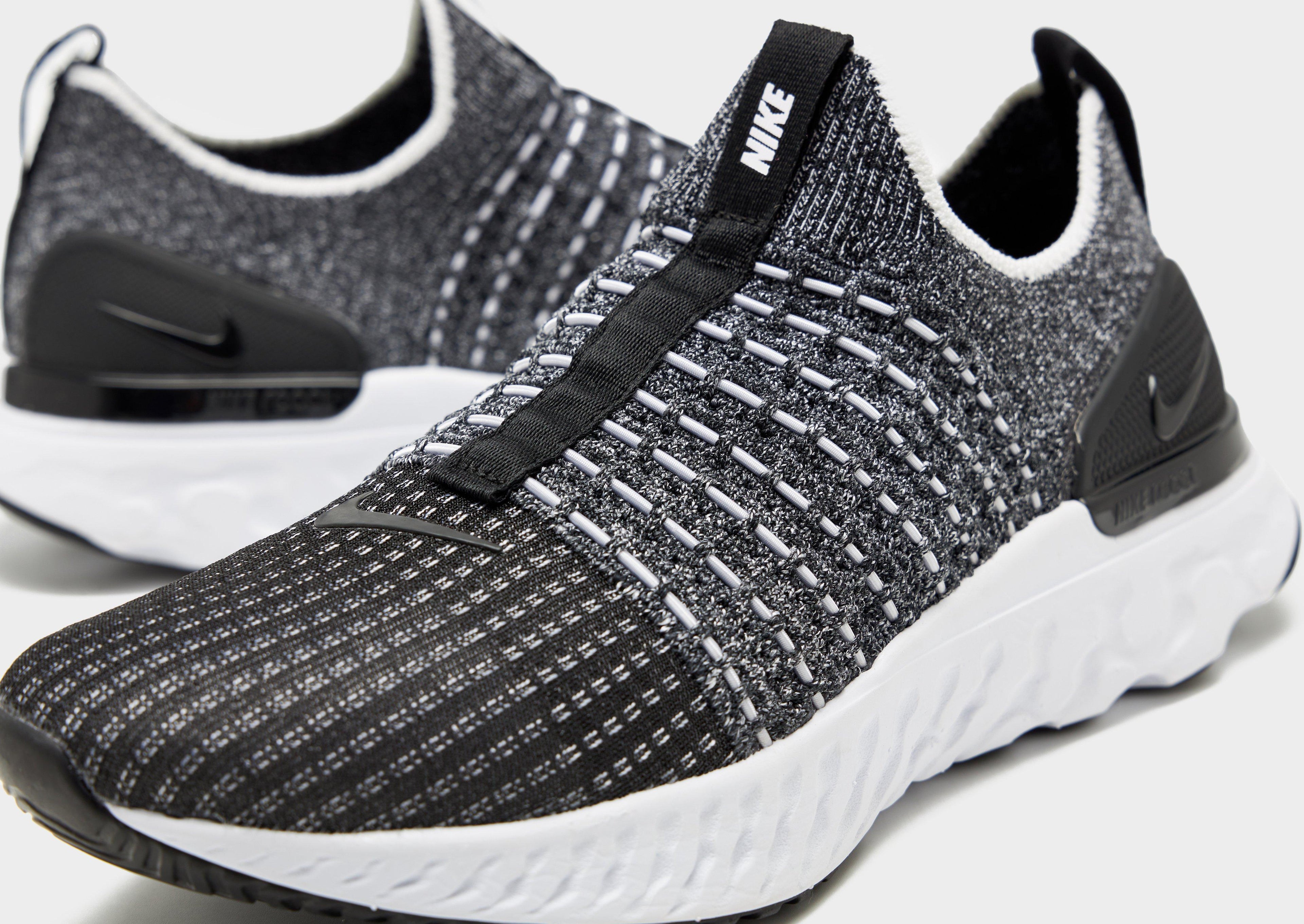 React Phantom Run Flyknit 2 Women's