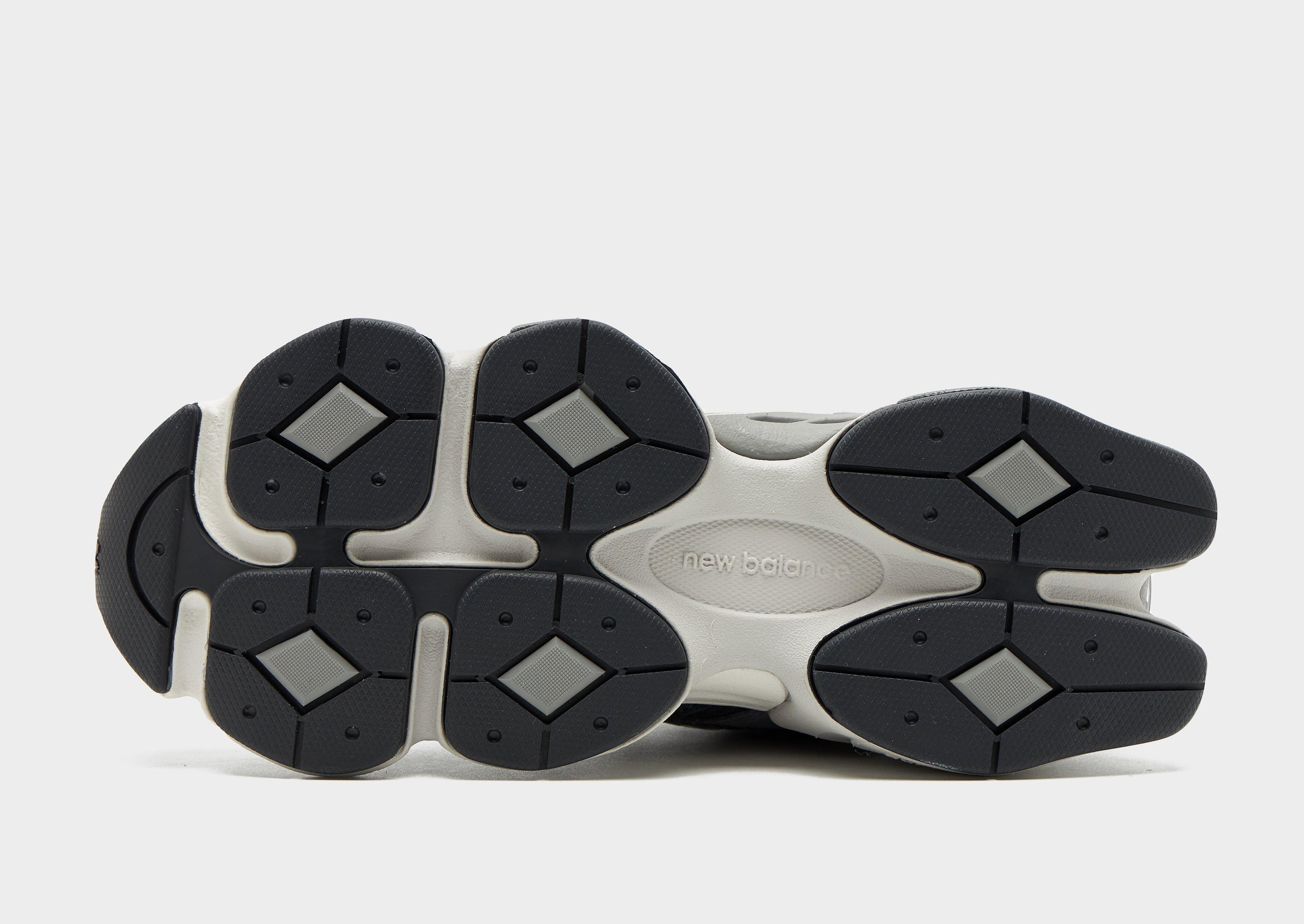 9060 Women's