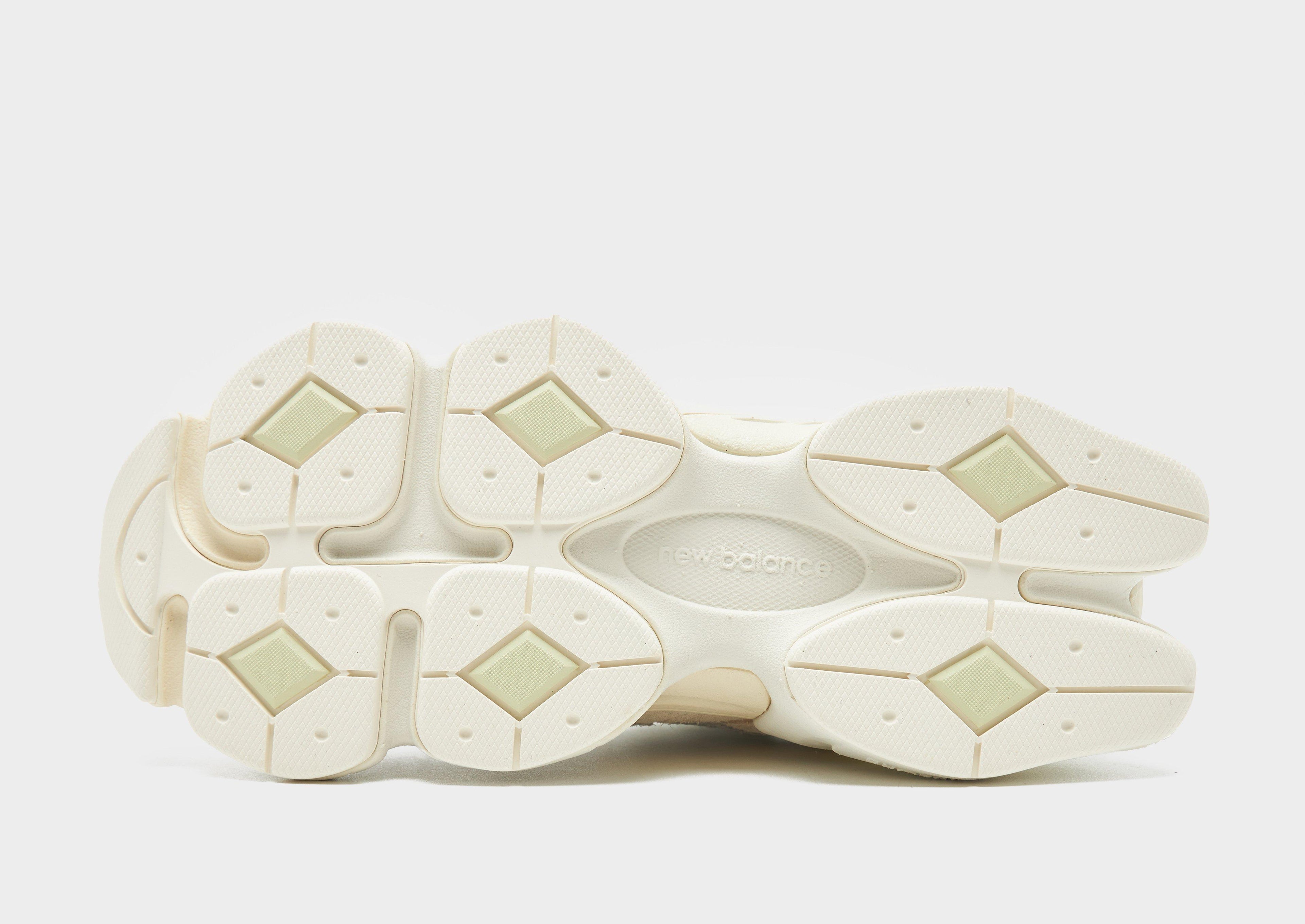 9060 Women's