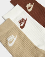 Sportswear Essential Crew Socks