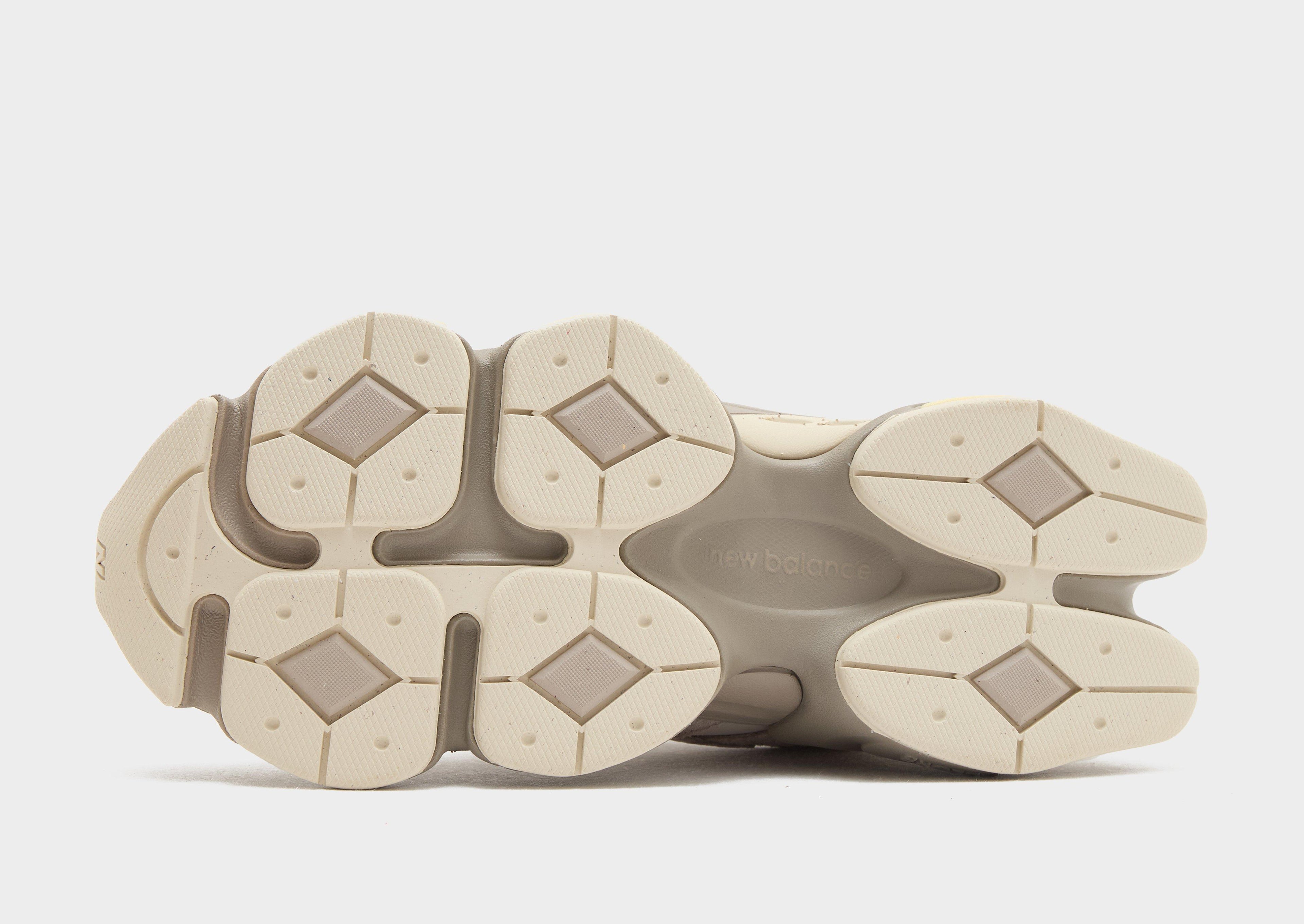 9060 Women's