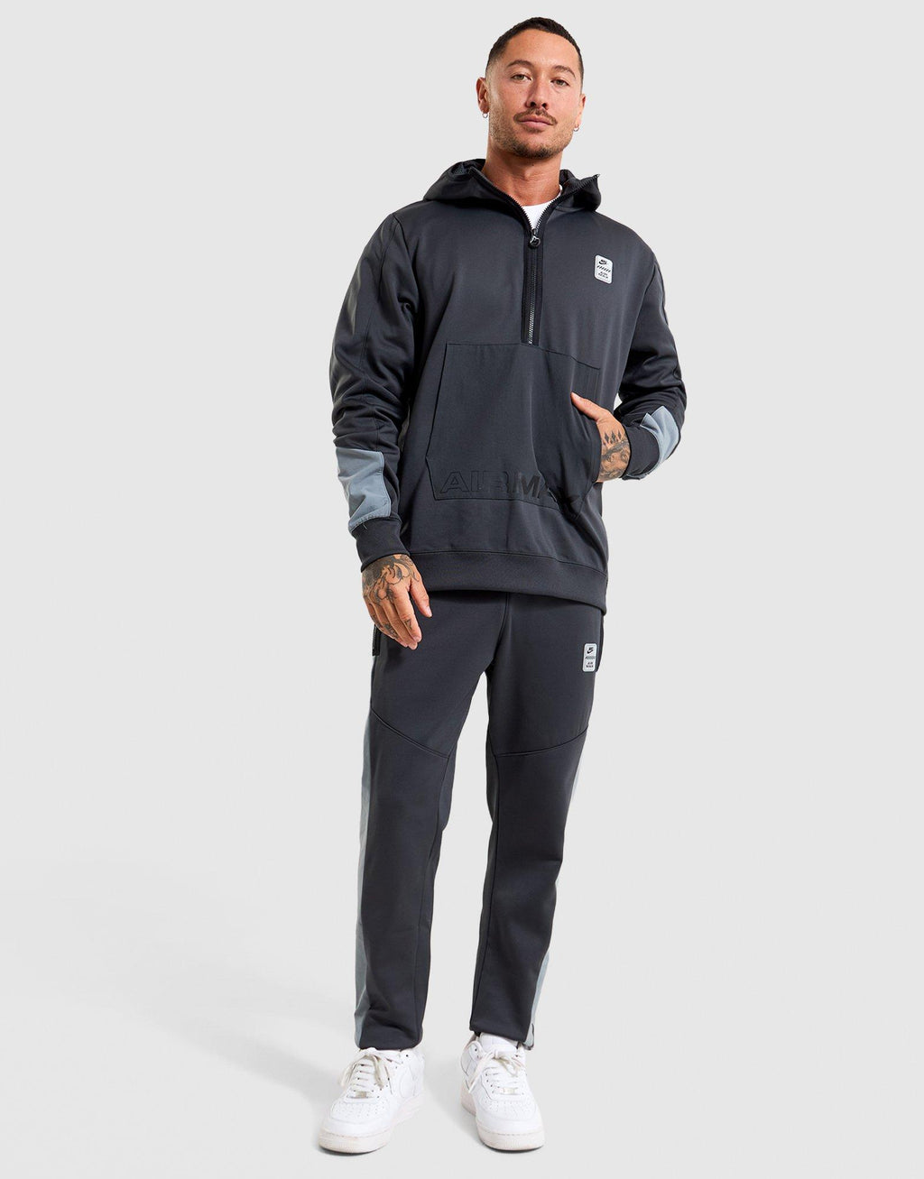 Air Max Joggers