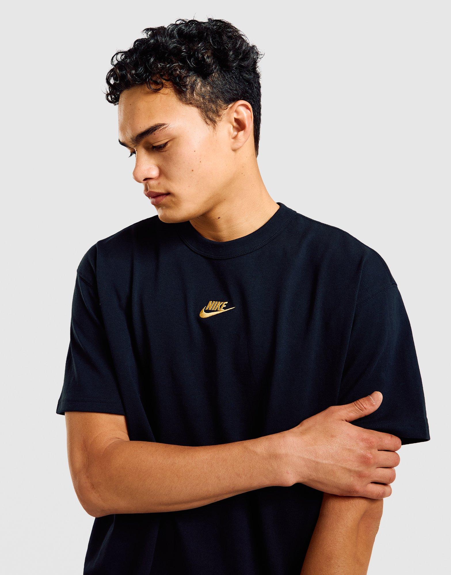 Club Premium T-Shirt