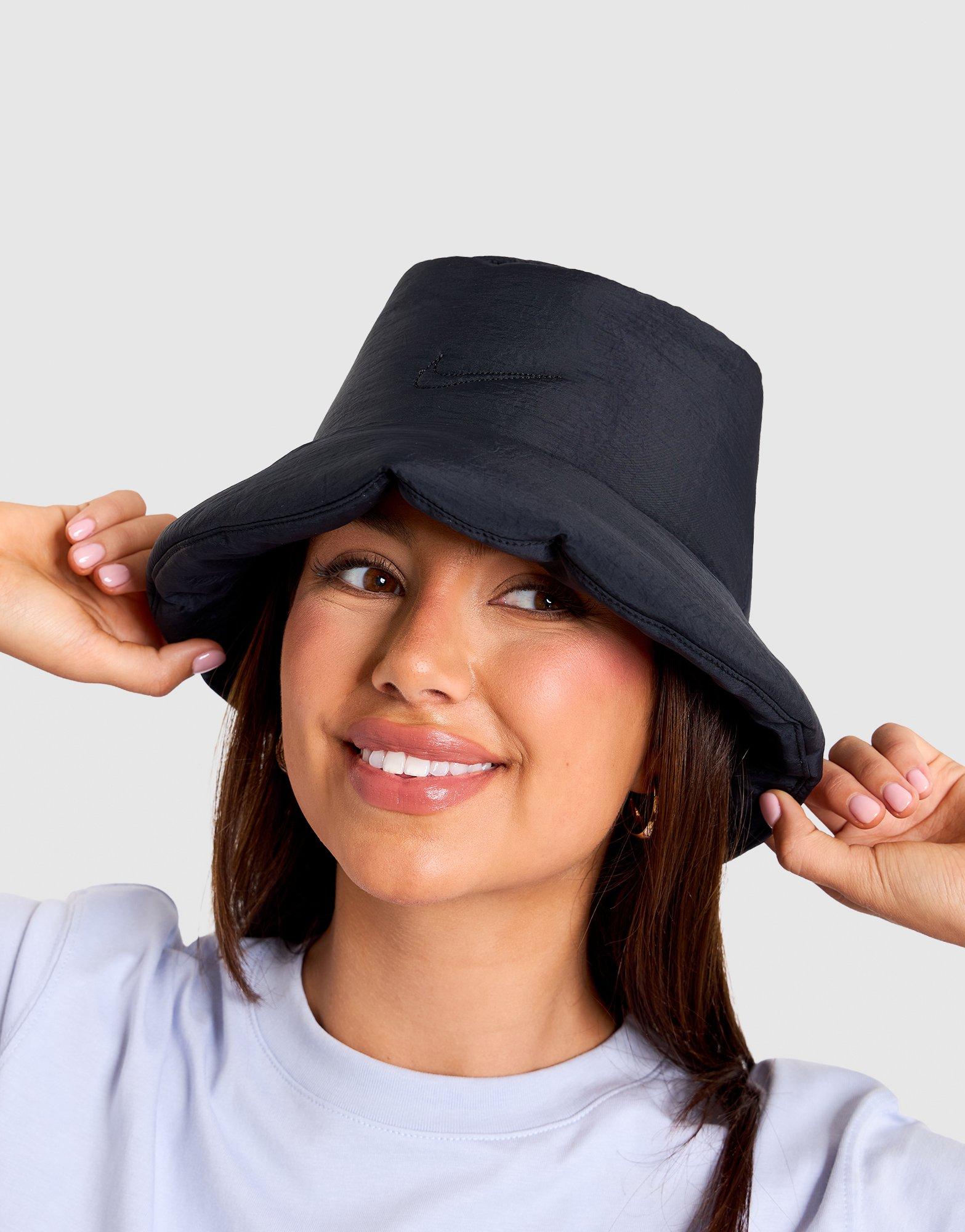 Apex Puffle Bucket Hat