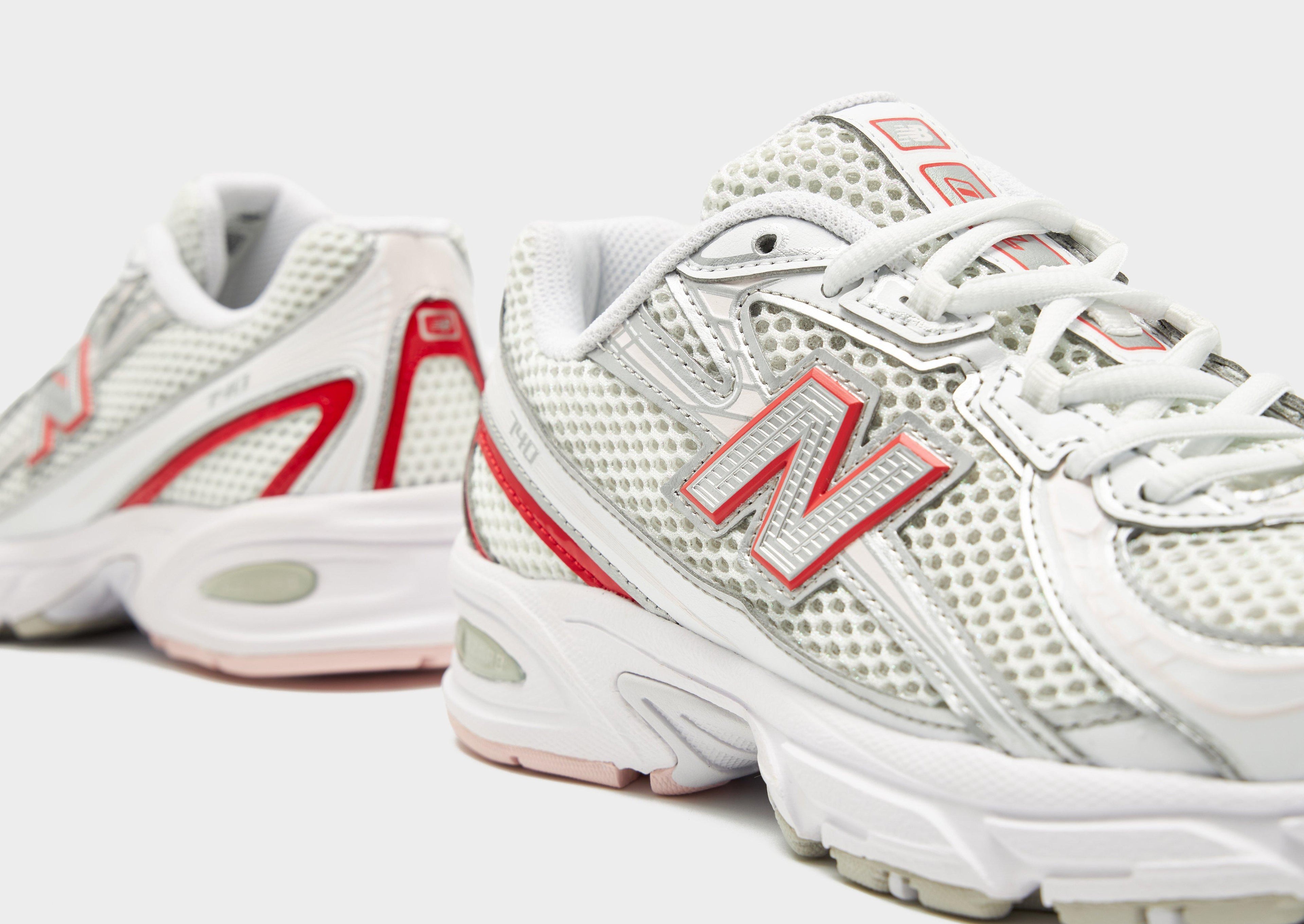 740 Women's
