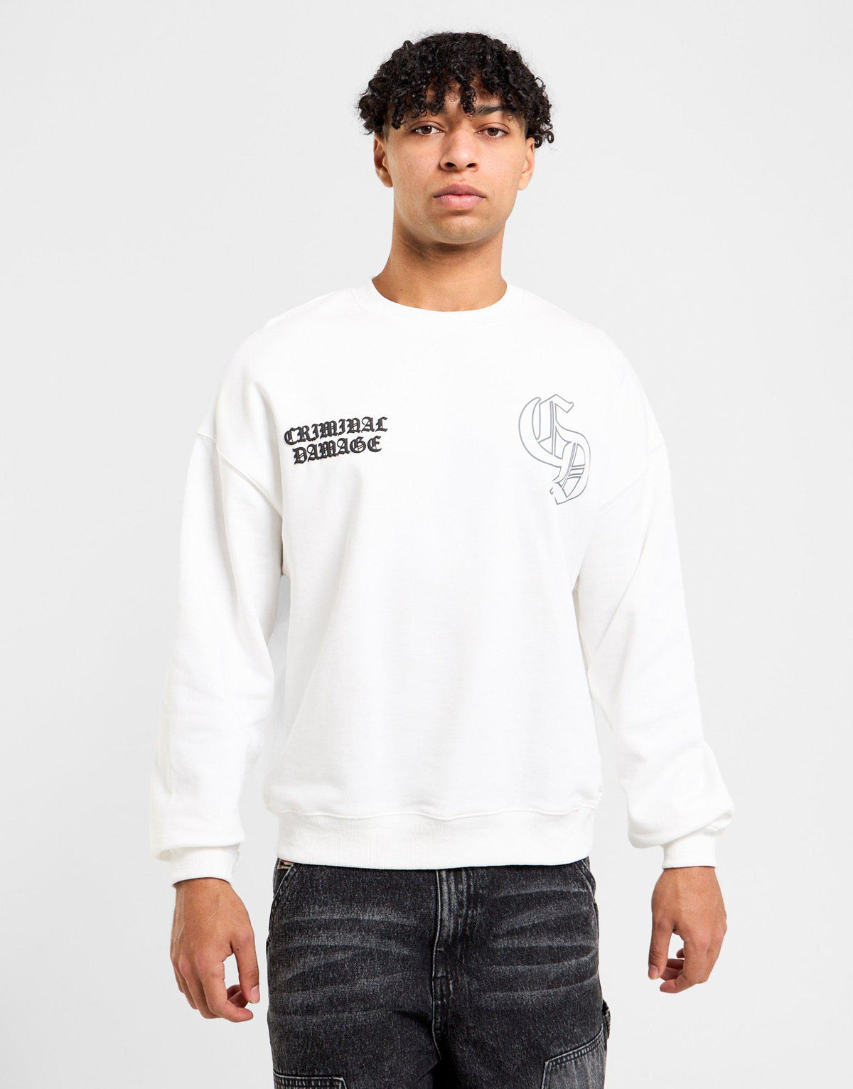 Sweatshirt