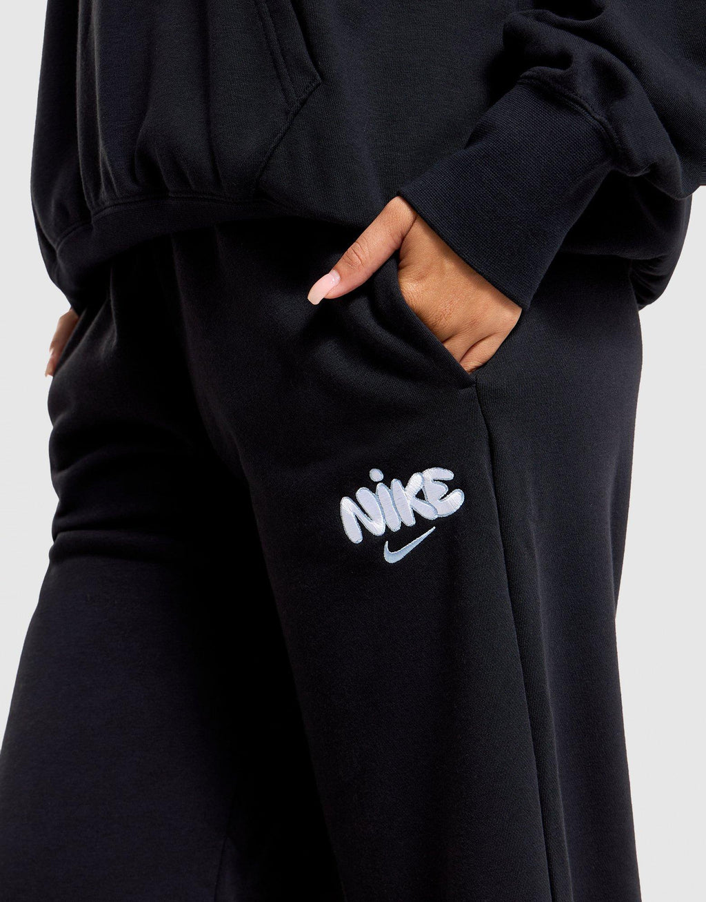 Mid-Rise Fleece Wide-Leg Pants