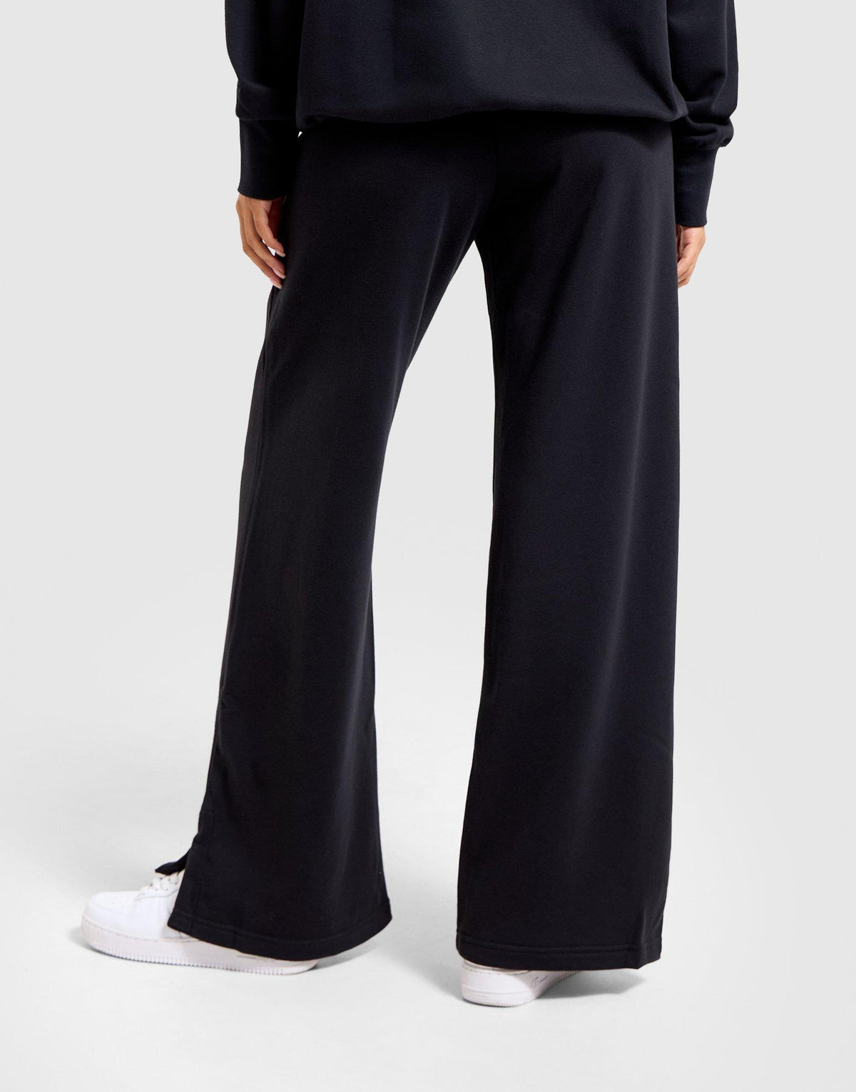 Mid-Rise Fleece Wide-Leg Pants