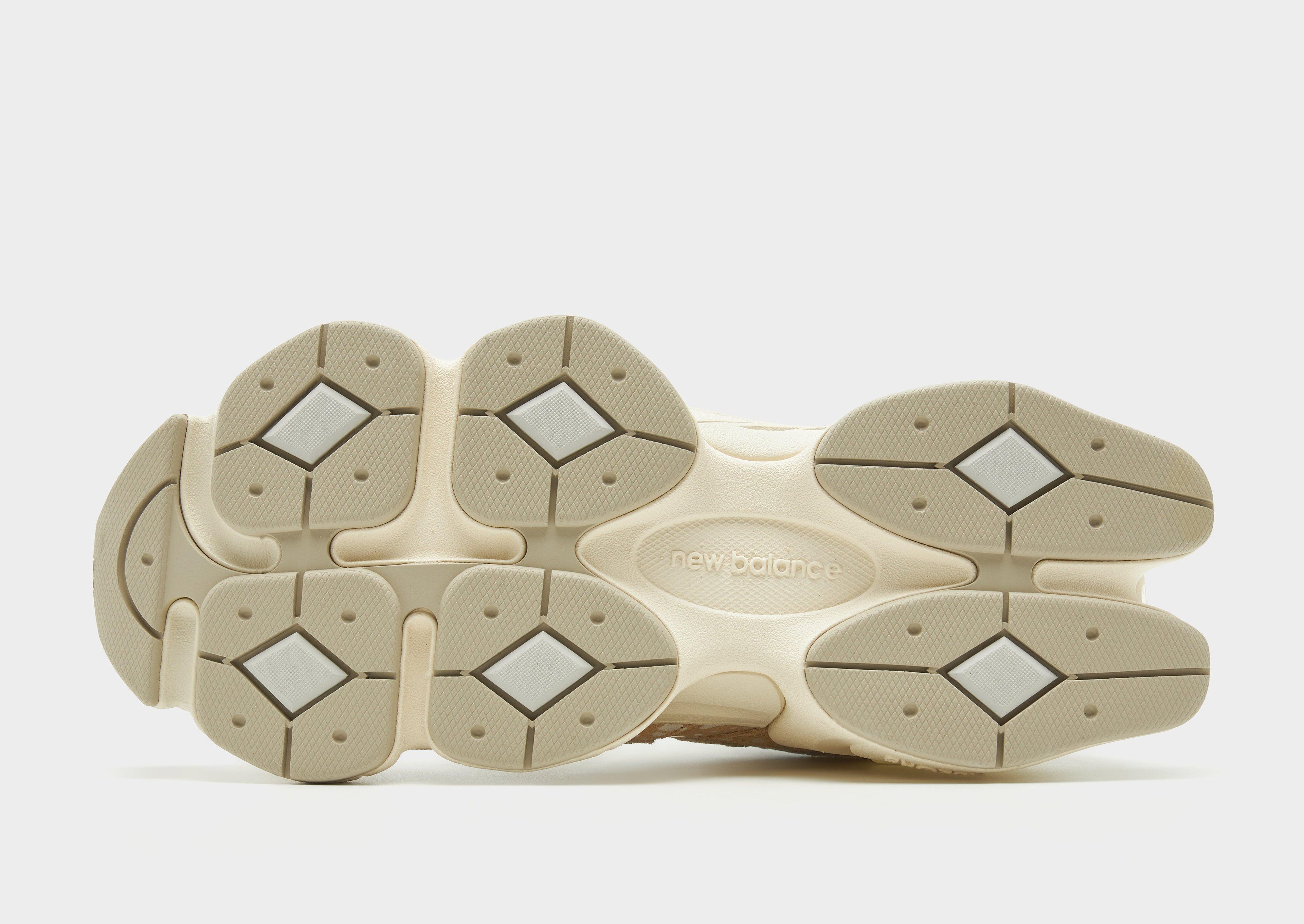 9060 Women's