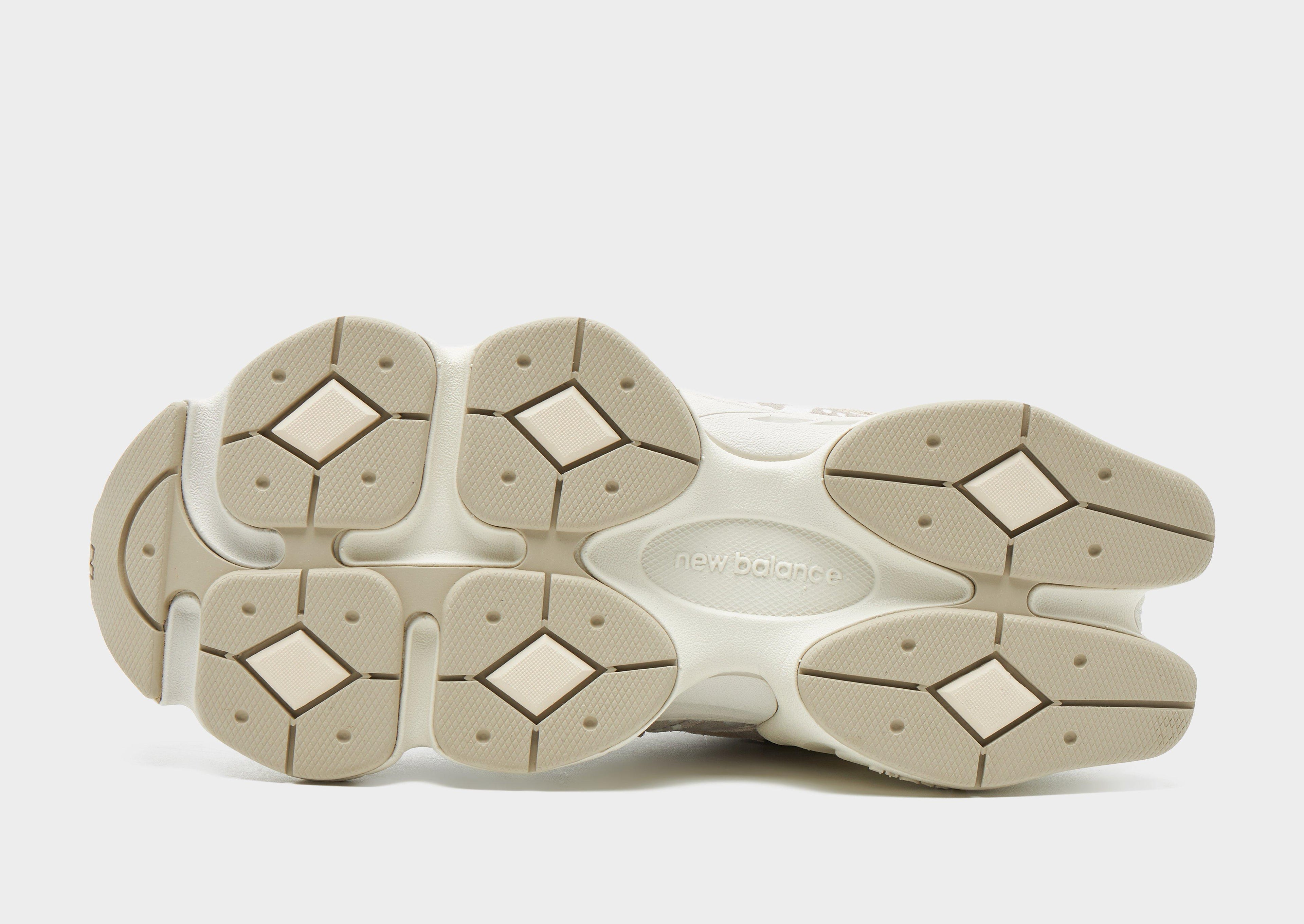 9060 Women's
