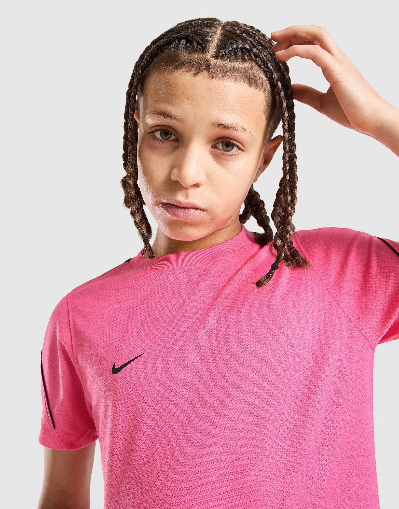 Strike T-Shirt Junior's