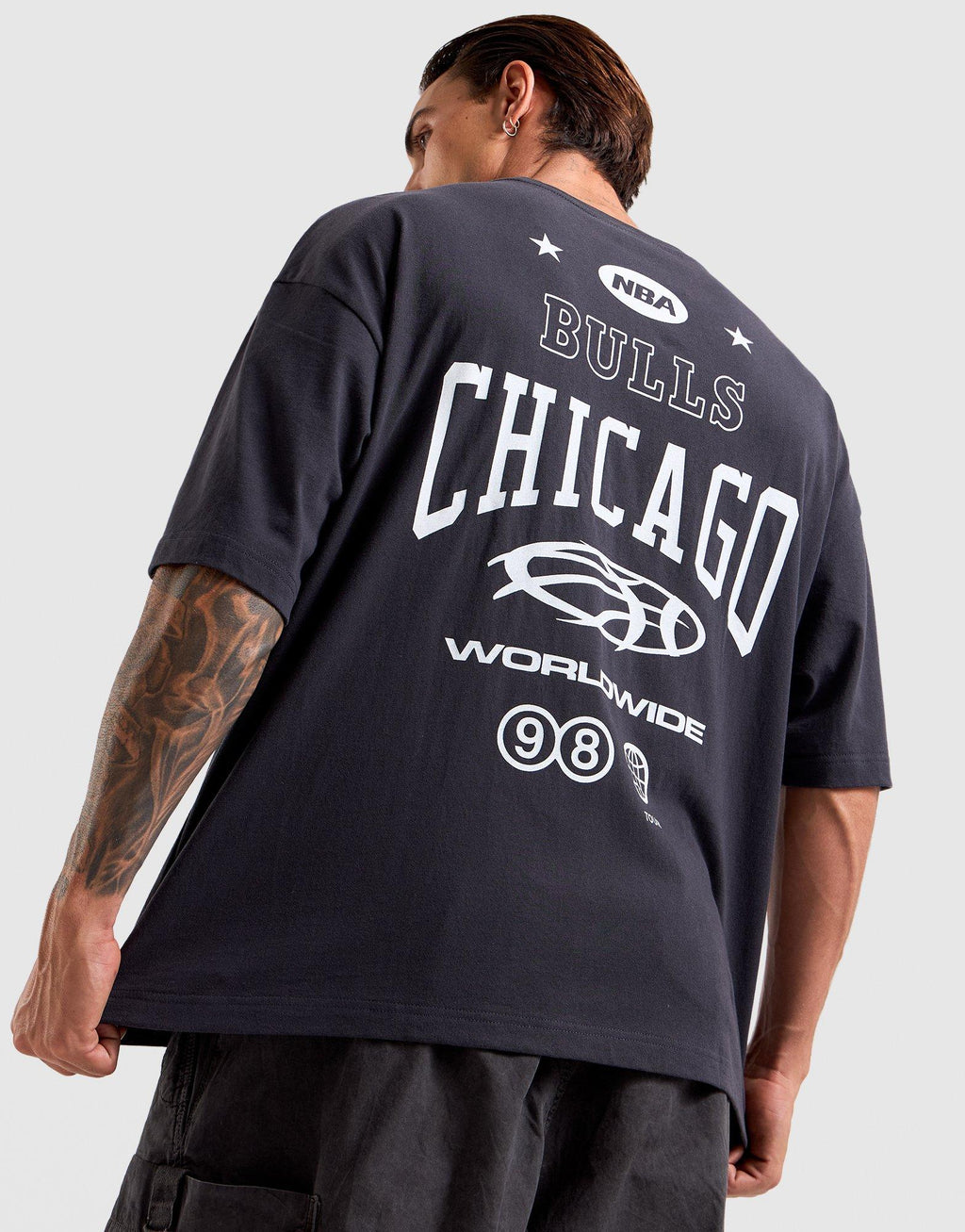 Chicago Bulls Worldwide T-Shirt