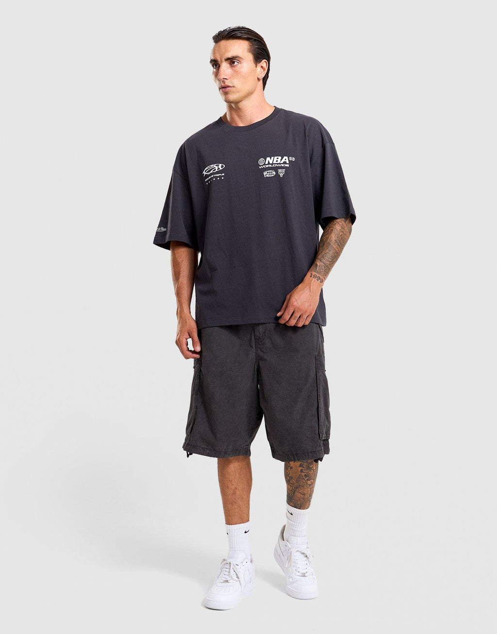 Chicago Bulls Worldwide T-Shirt