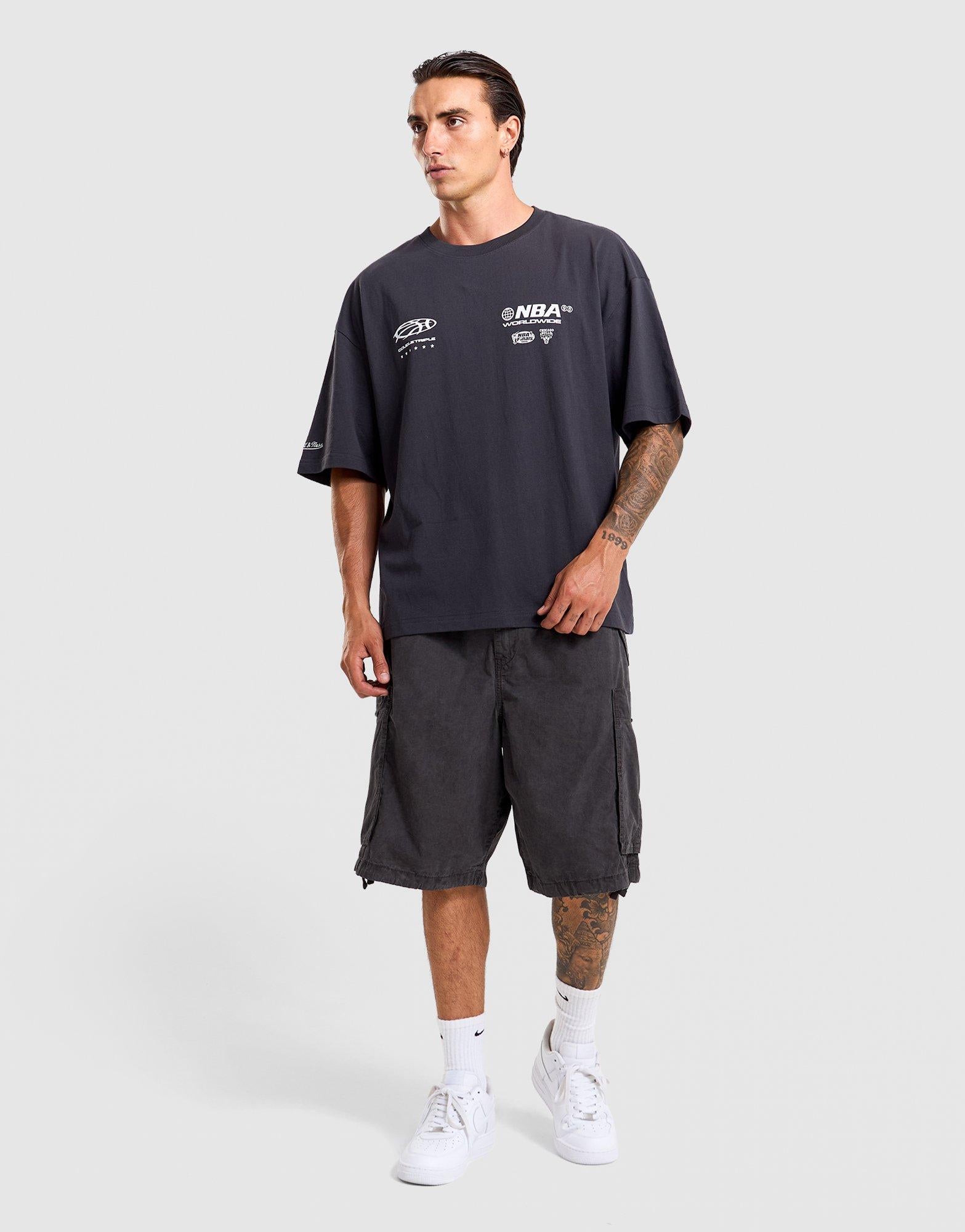 Chicago Bulls Worldwide T-Shirt