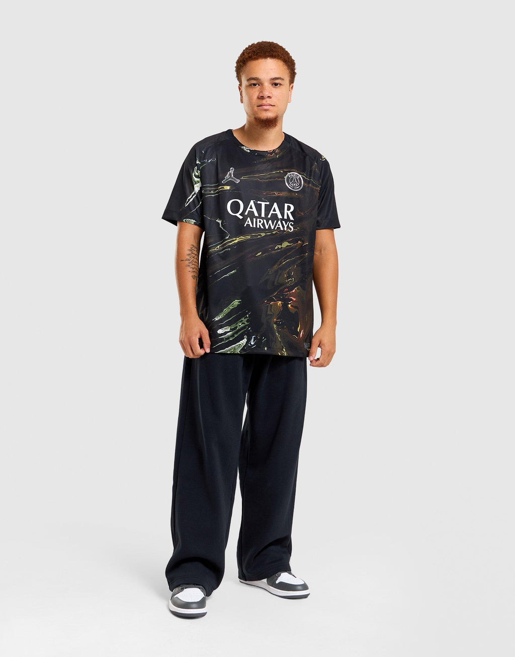 Paris Saint-Germain Stadium Night Shirt