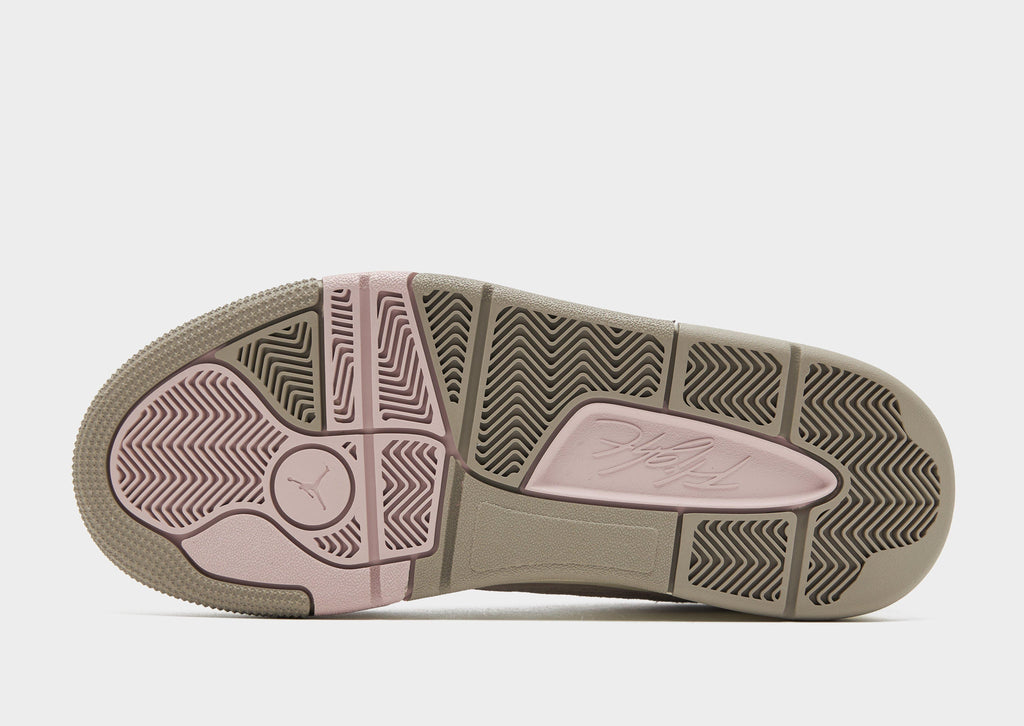 Flight Court Women's