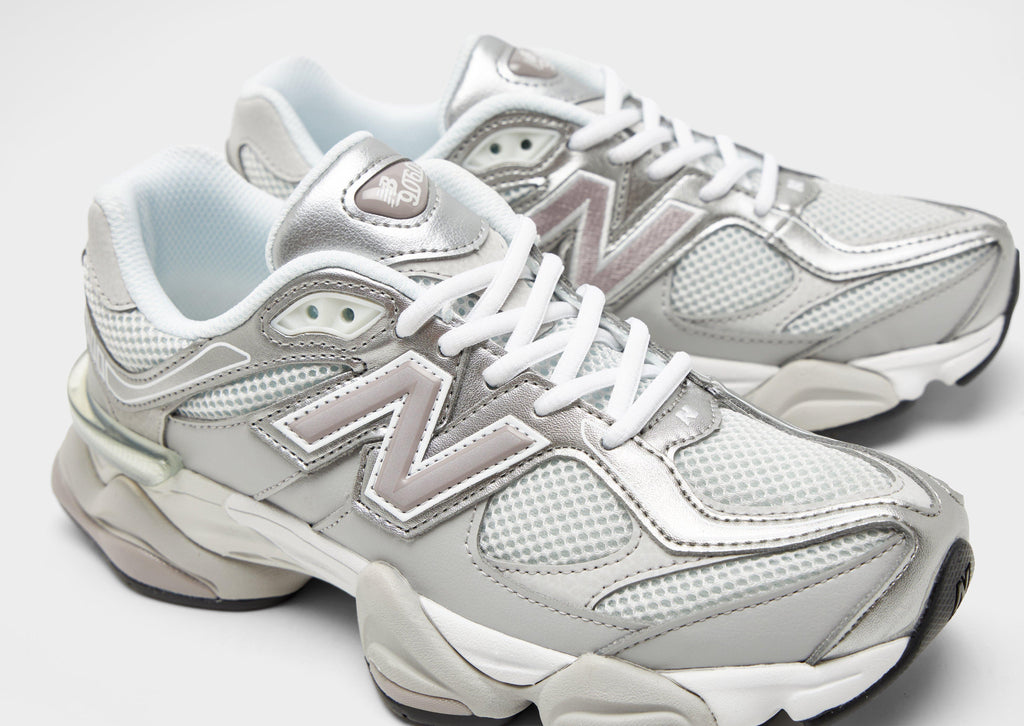 9060 Women's
