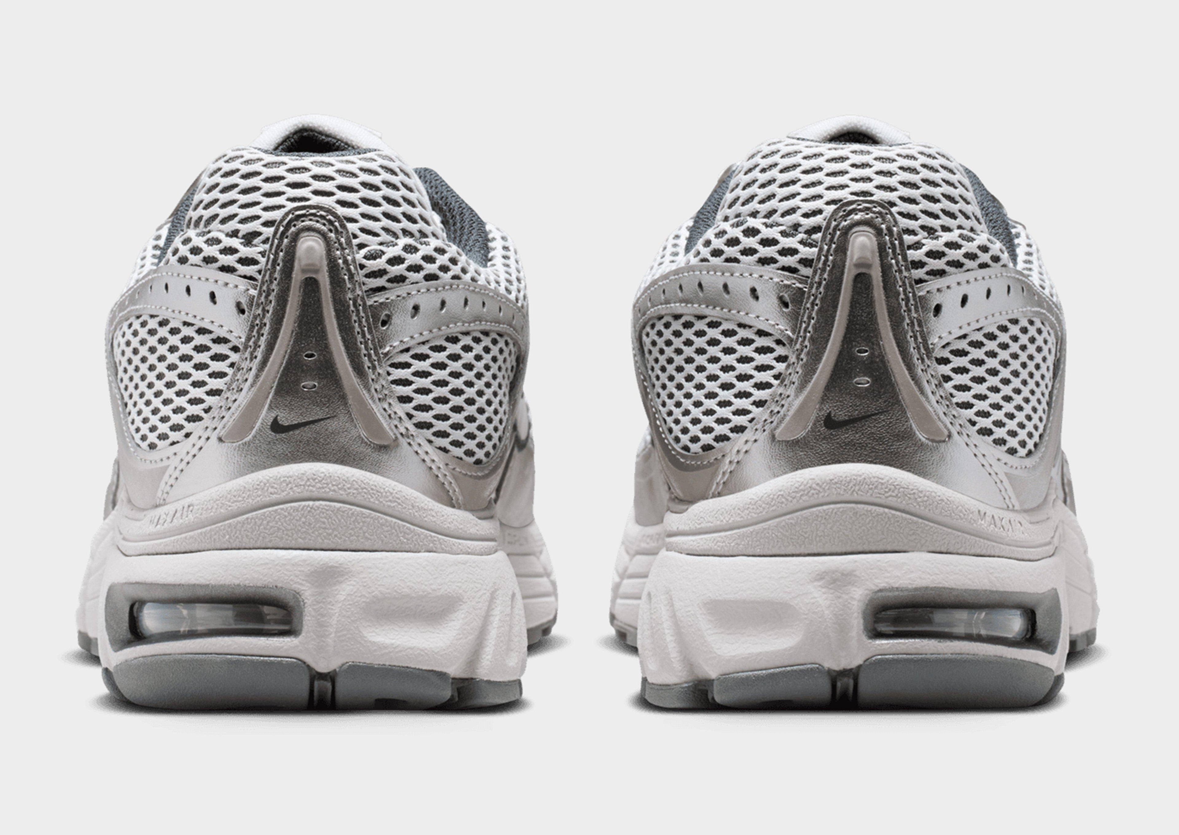Air Max Moto 2K