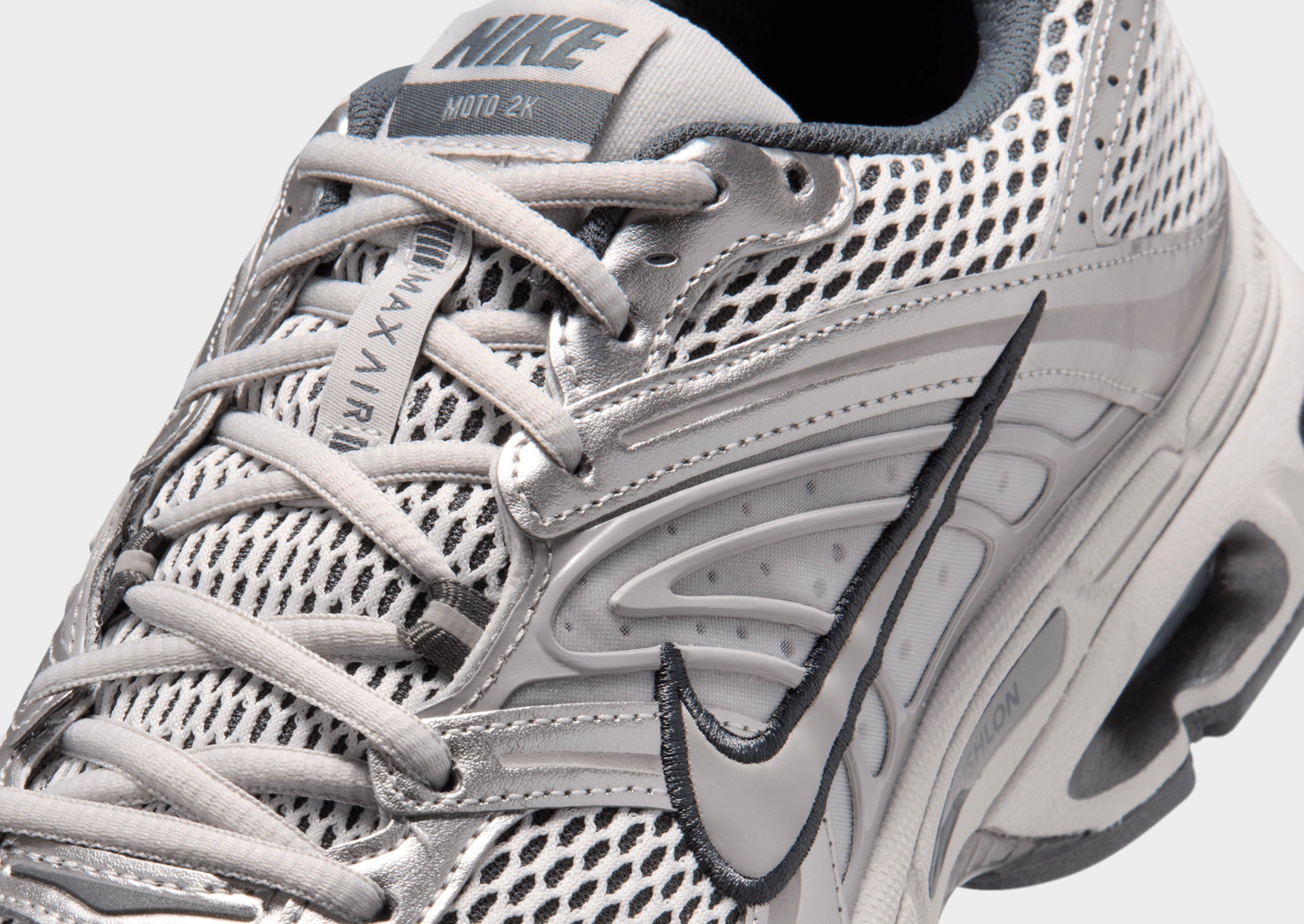 Air Max Moto 2K