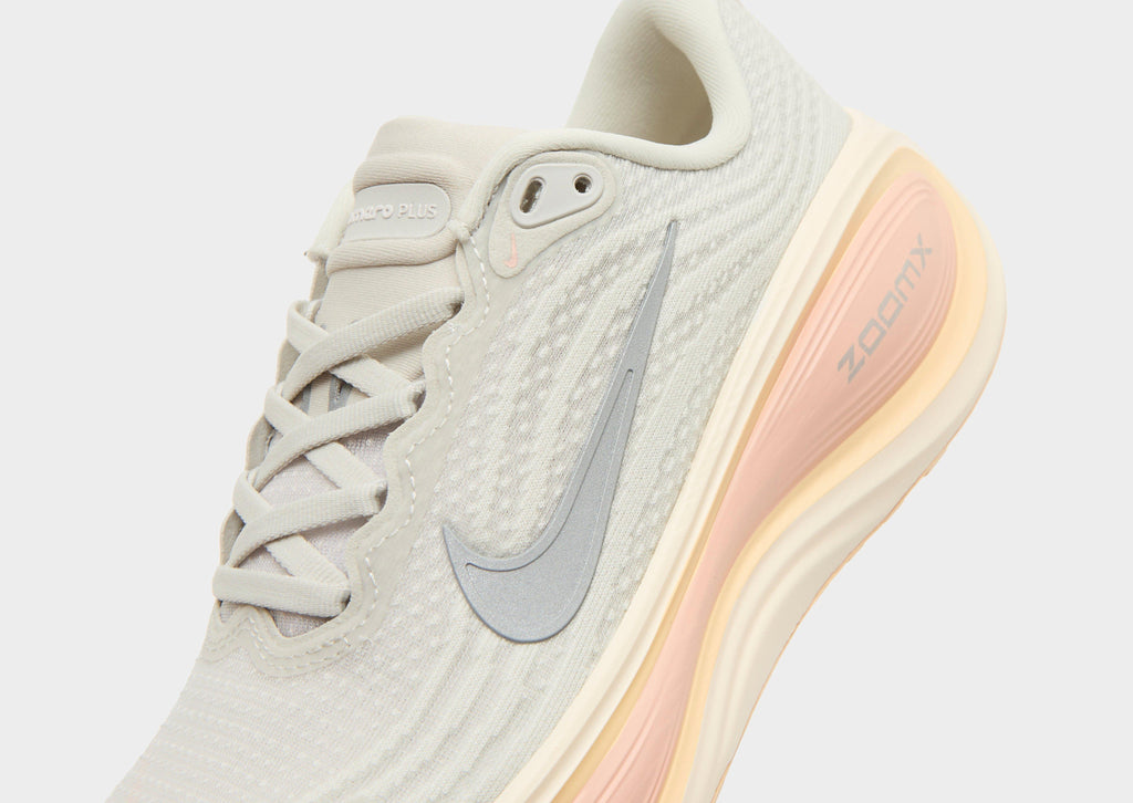 Vomero Plus Women's