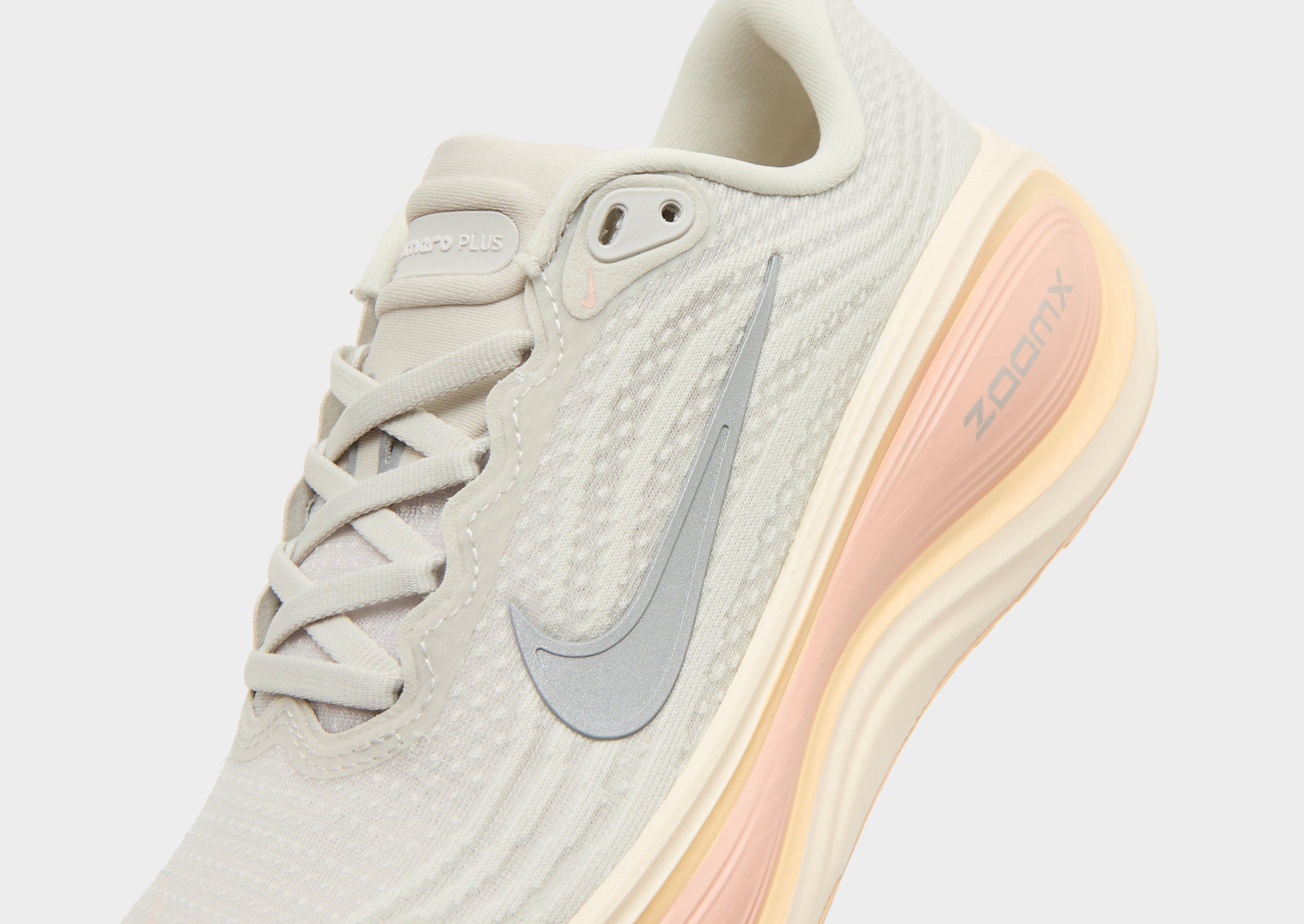 Vomero Plus Women's