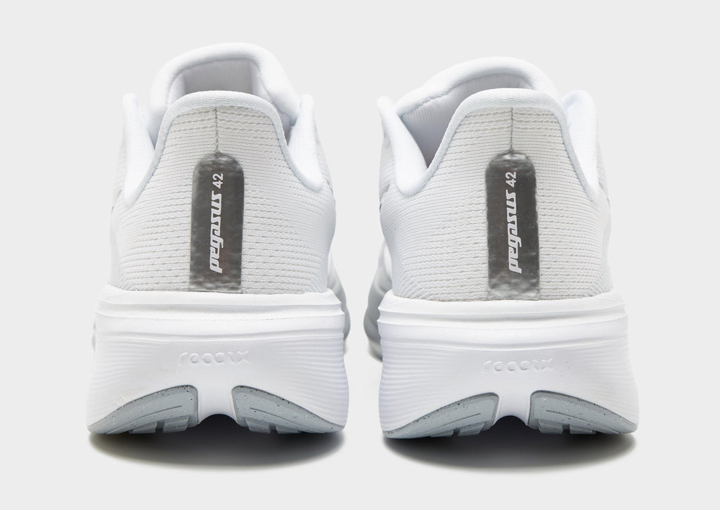 Pegasus 42 Women's
