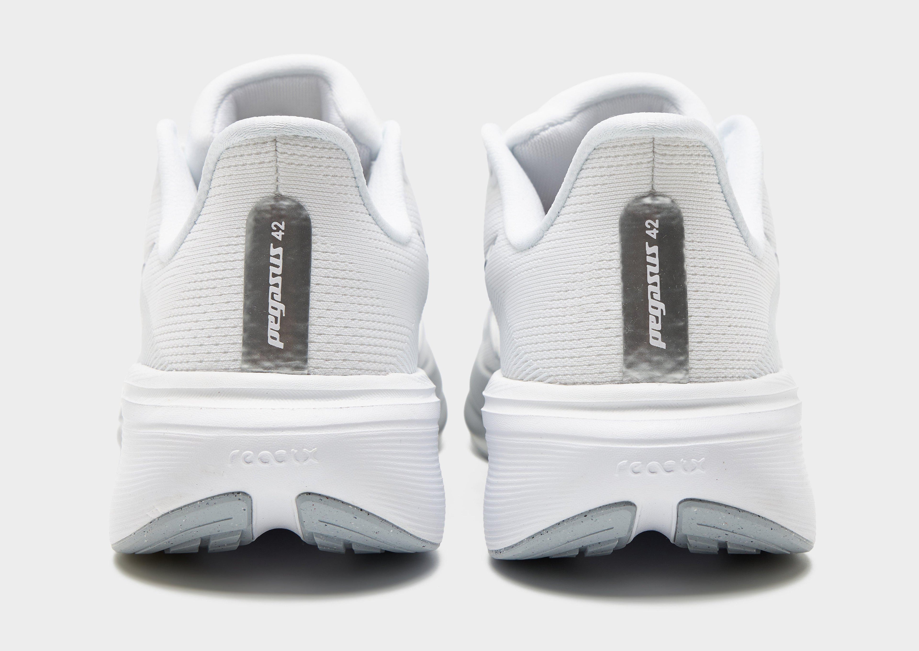 Pegasus 42 Women's