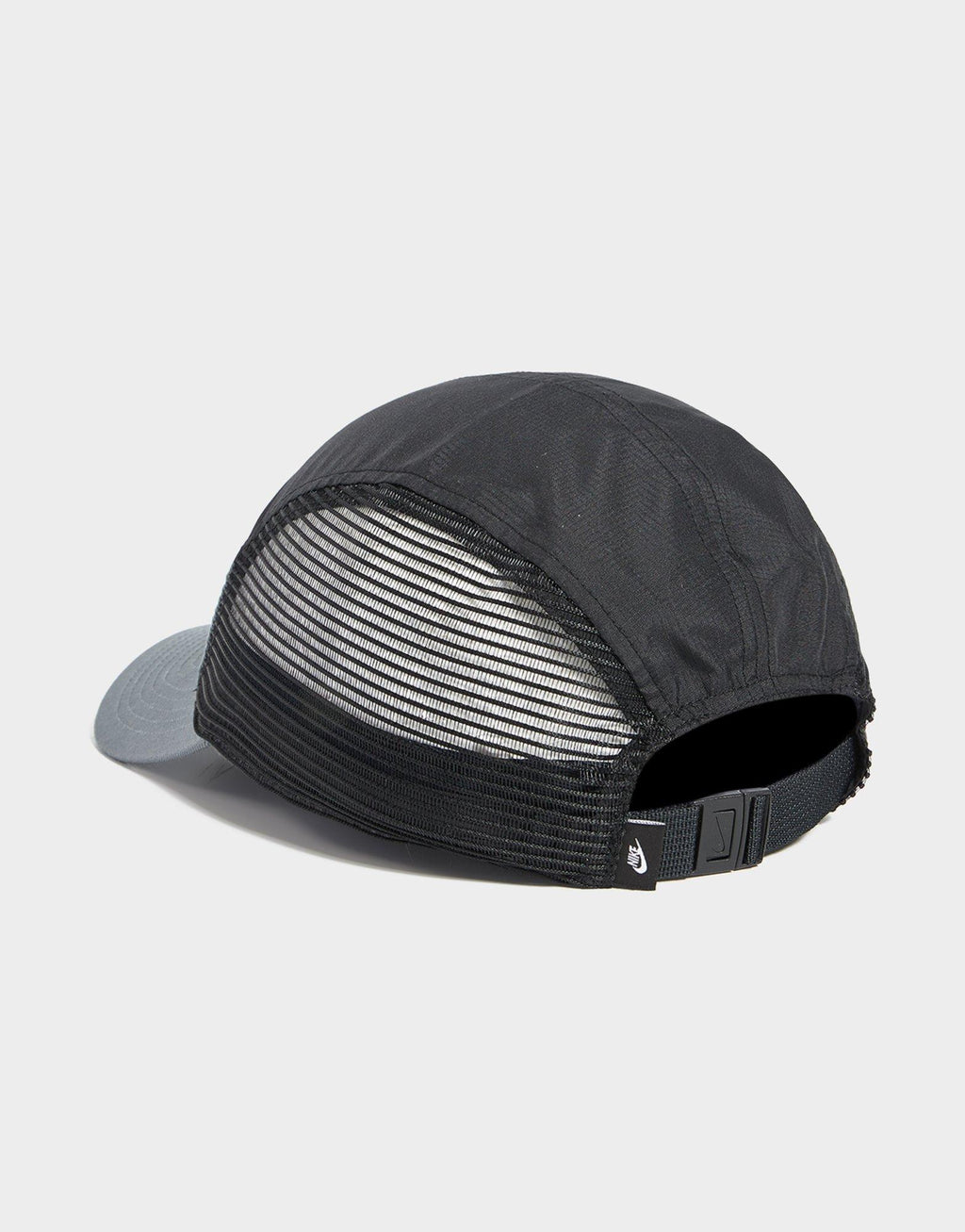 Fly Cap