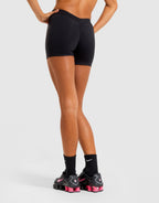 Physique 5 Inch Scrunch Shorts