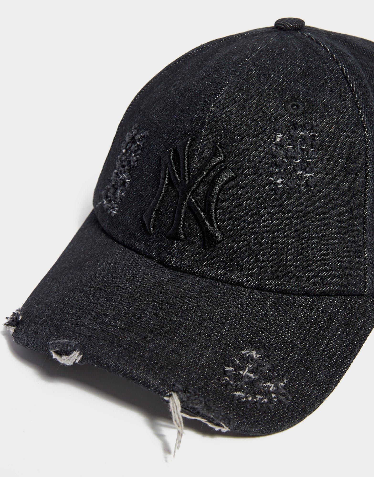 9TWENTY NY Yankees Denim Destroyed Cap