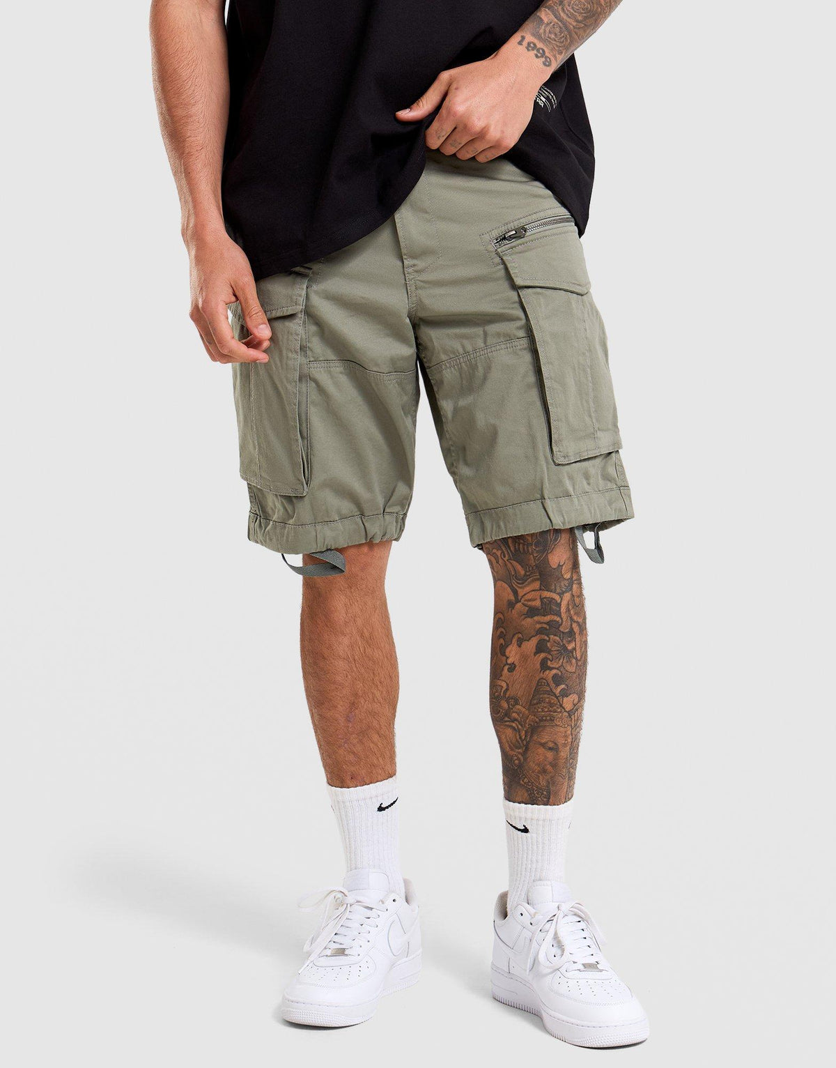 Rovic Zip Relaxed Shorts