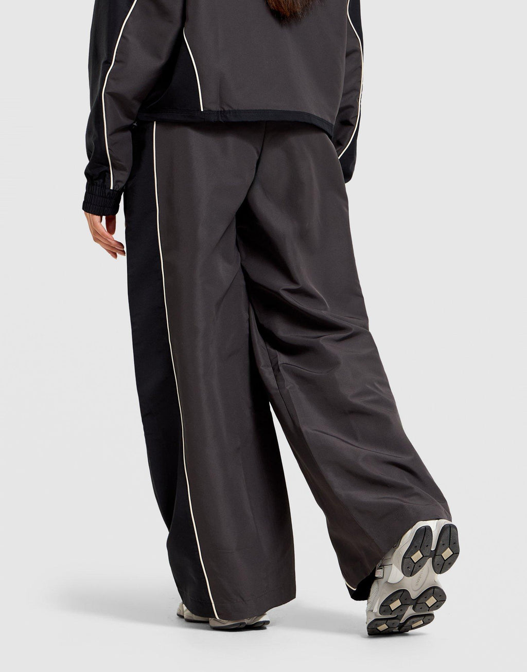 Trackside Woven Pants