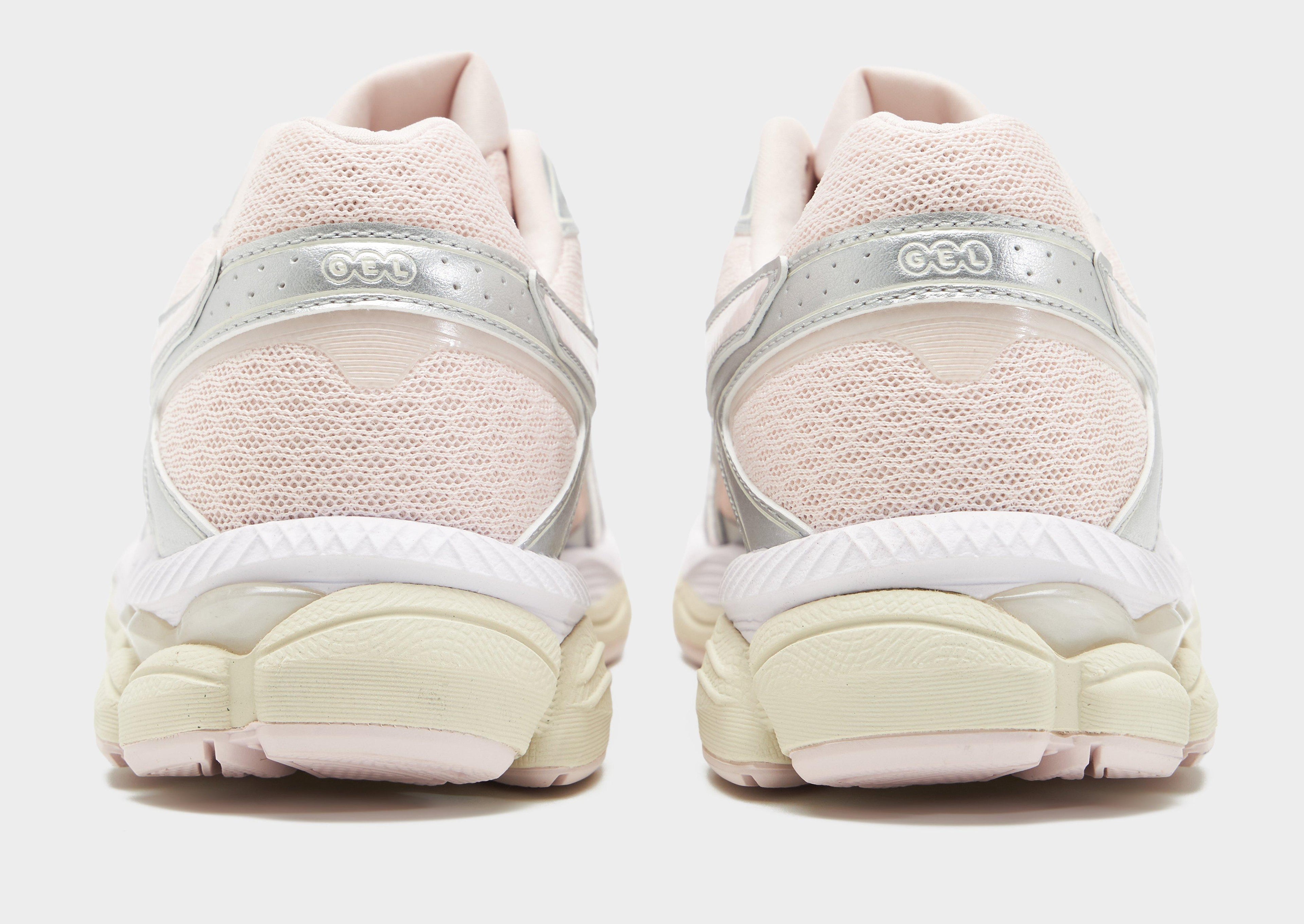 Gel Cumulus 16 Women's