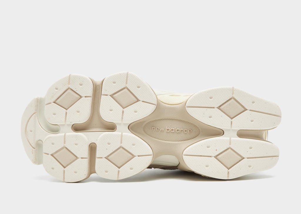 9060 Women's