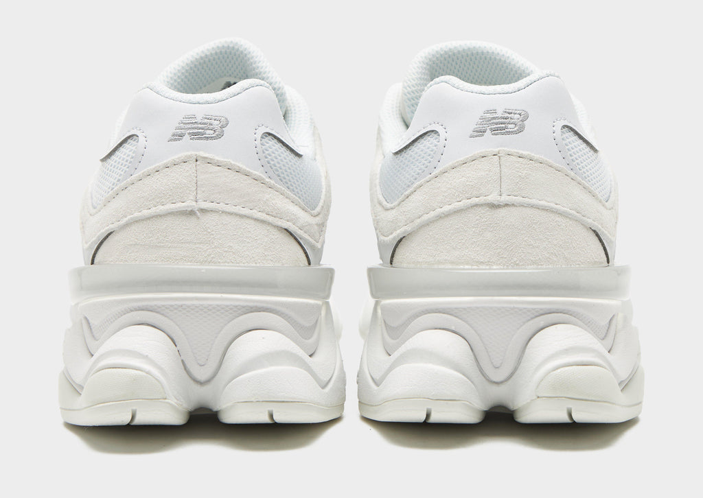 9060 Women's