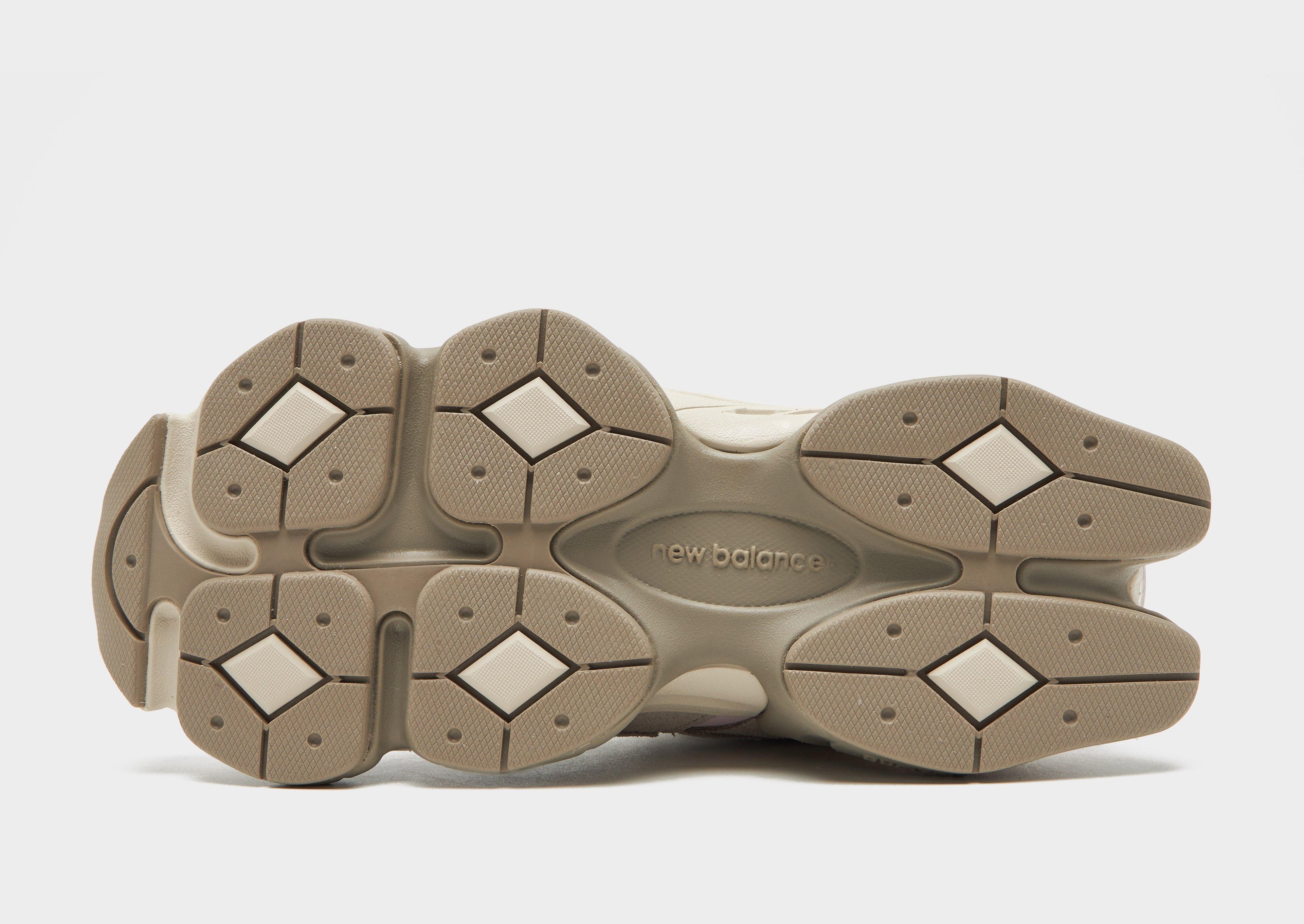 9060 Women's
