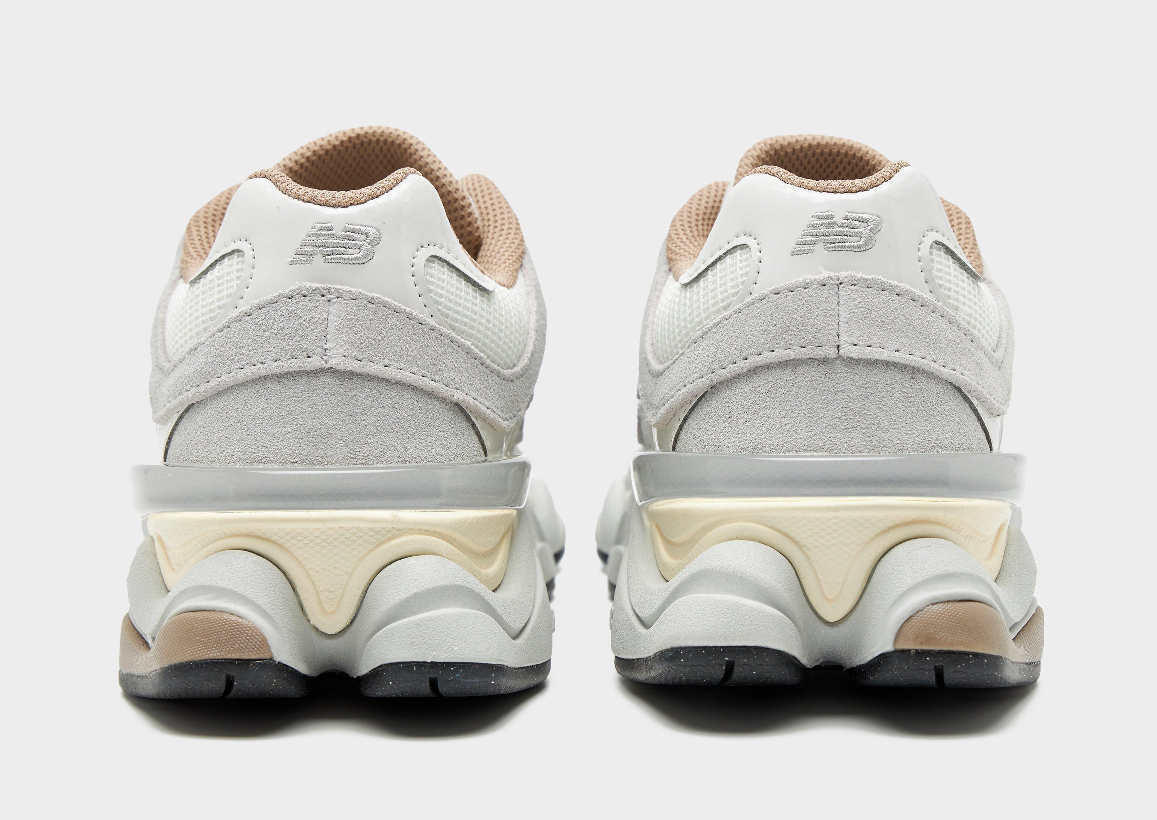 9060 Women's