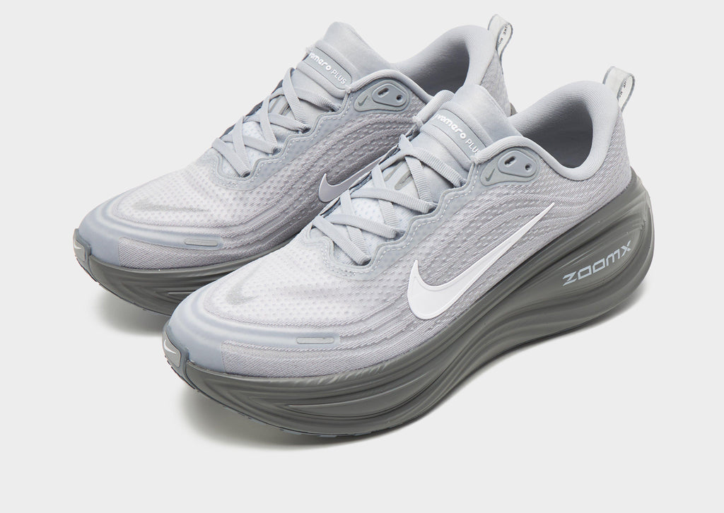 Vomero Plus