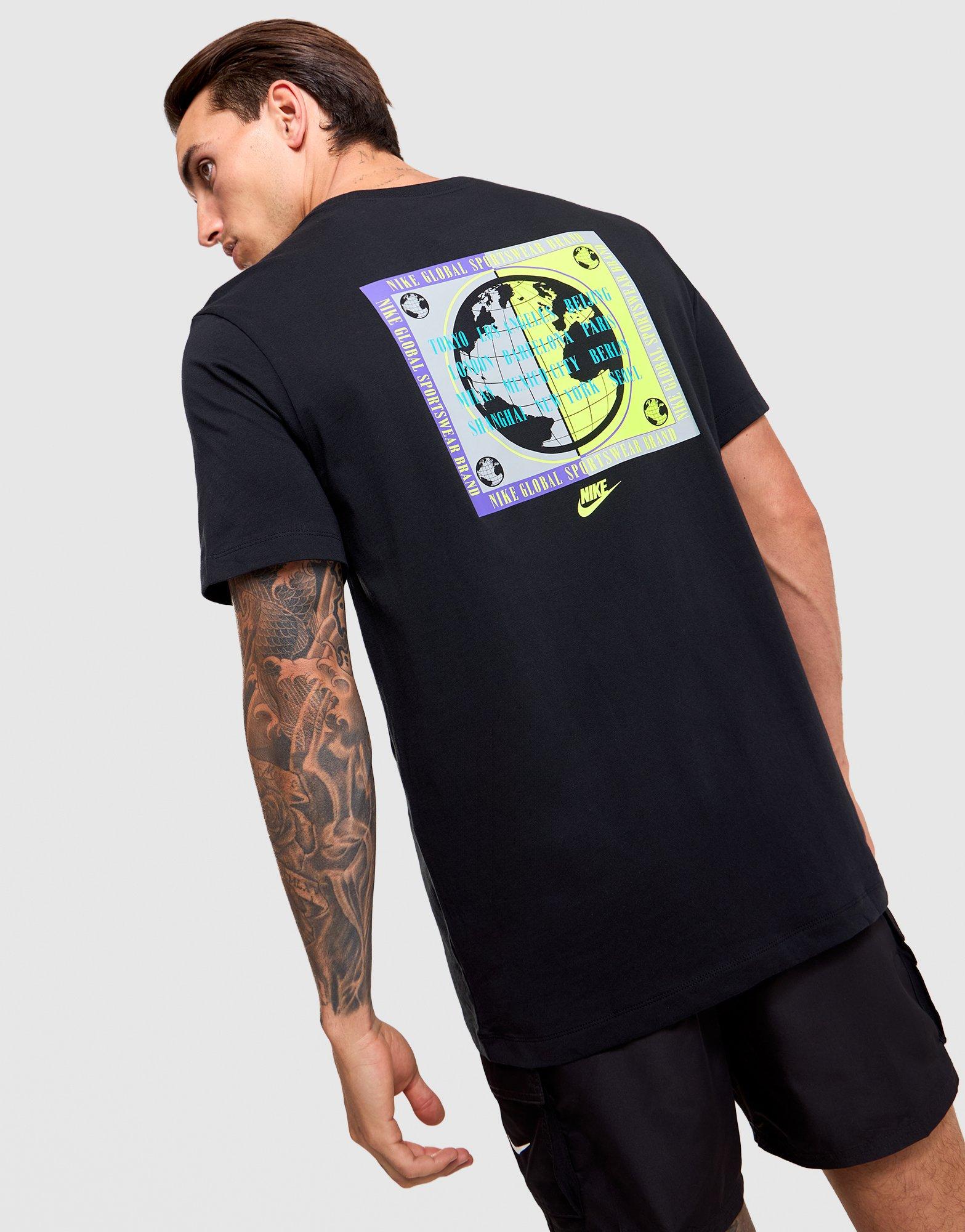Globe T-shirt